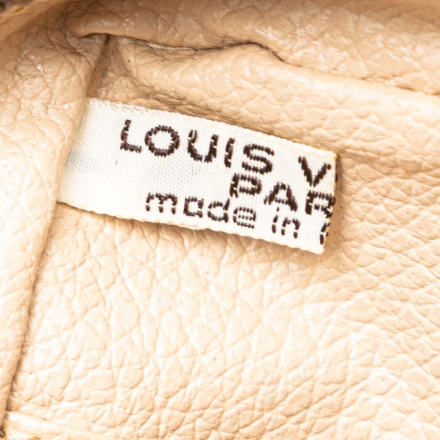 Louis Vuitton Monogram Trousse Toilette 18