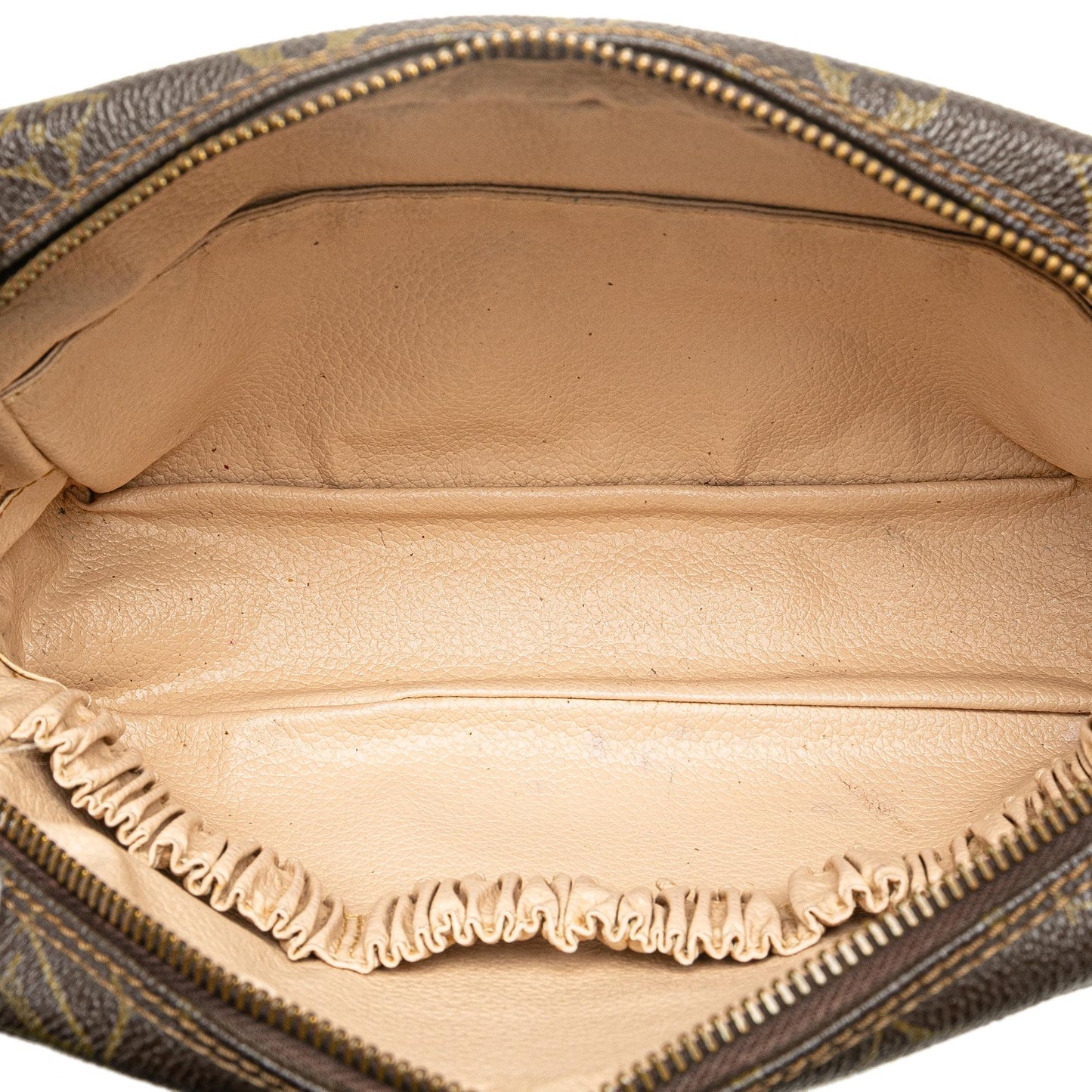 Louis Vuitton Monogram Trousse Toilette 23 (SHG-5X064O)