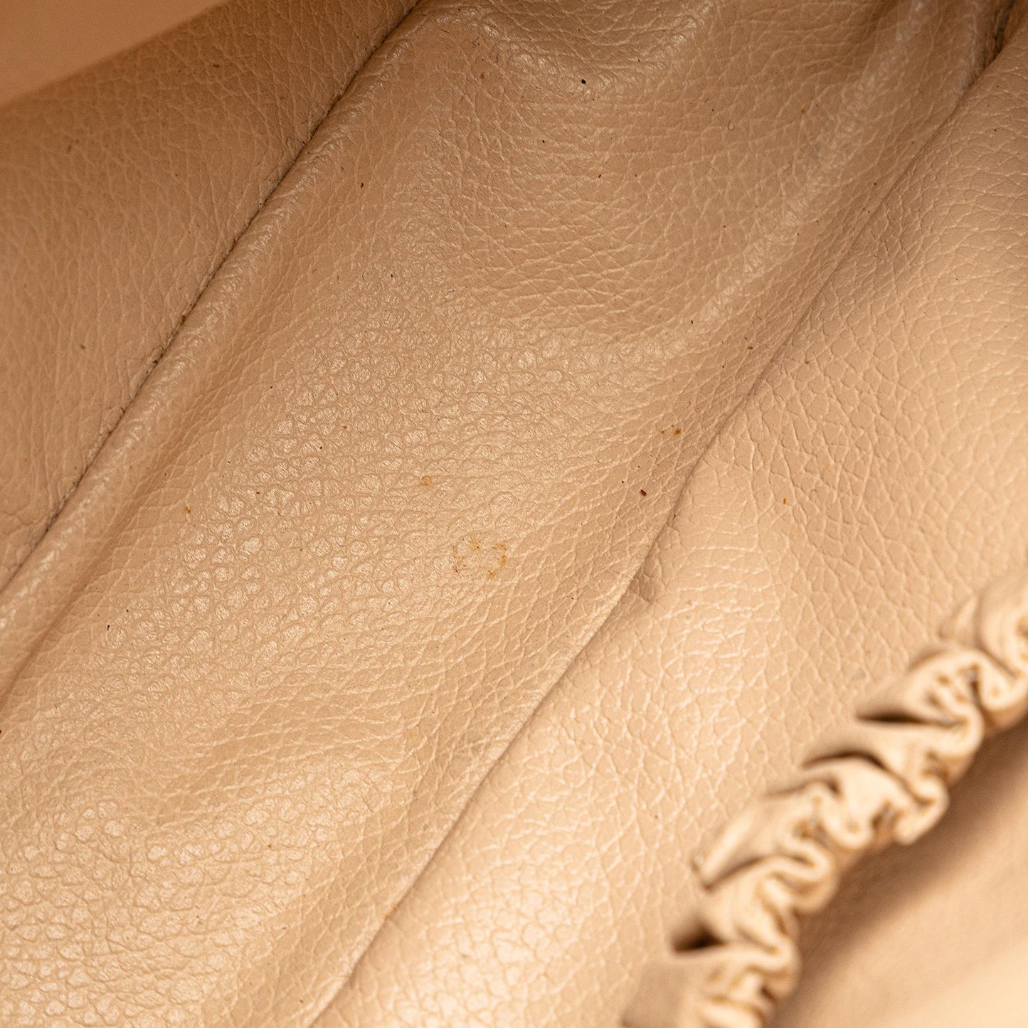 Louis Vuitton Monogram Trousse Toilette 23