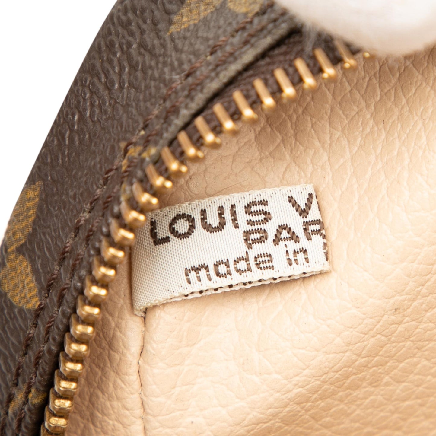 Louis Vuitton Monogram Trousse Toilette 23