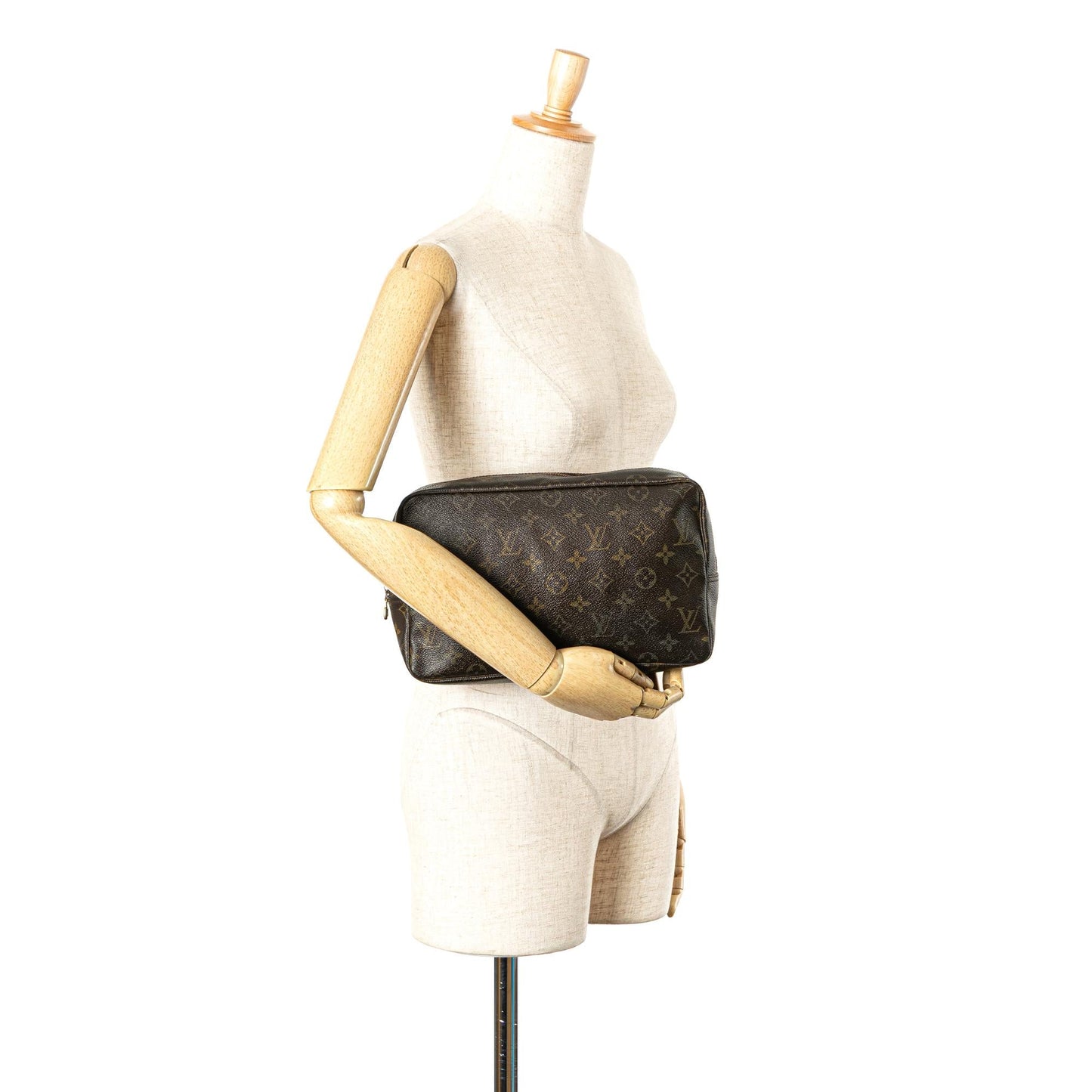 Louis Vuitton Monogram Trousse Toilette 28
