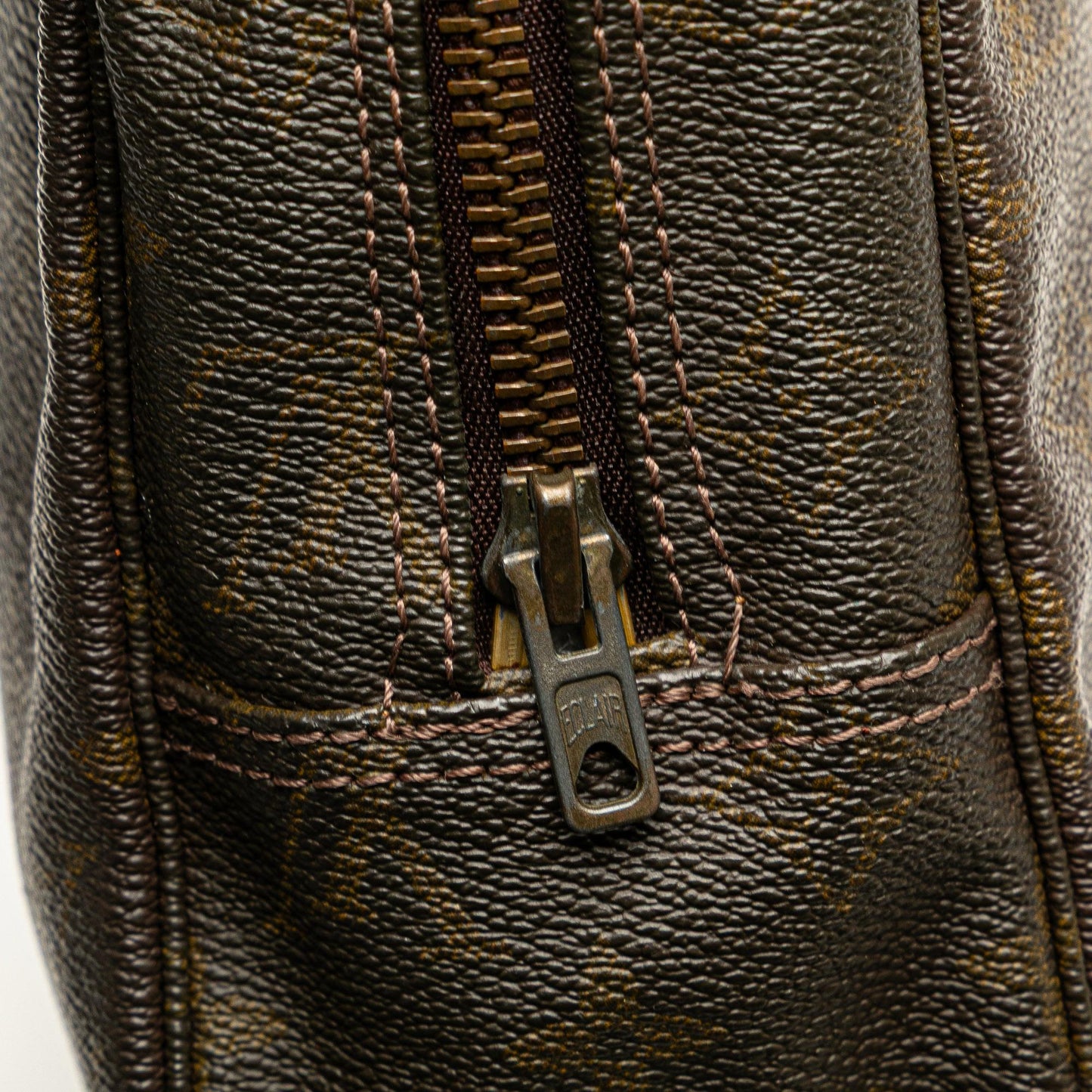 Louis Vuitton Monogram Trousse Toilette 28