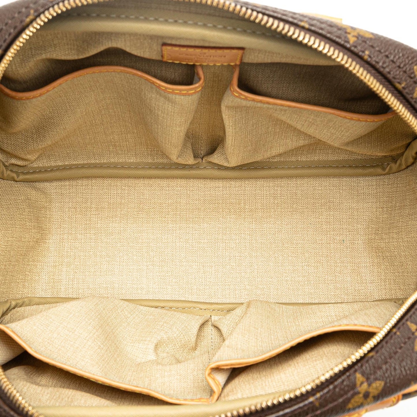 Louis Vuitton Monogram Trouville (SHG-3e0j9e)