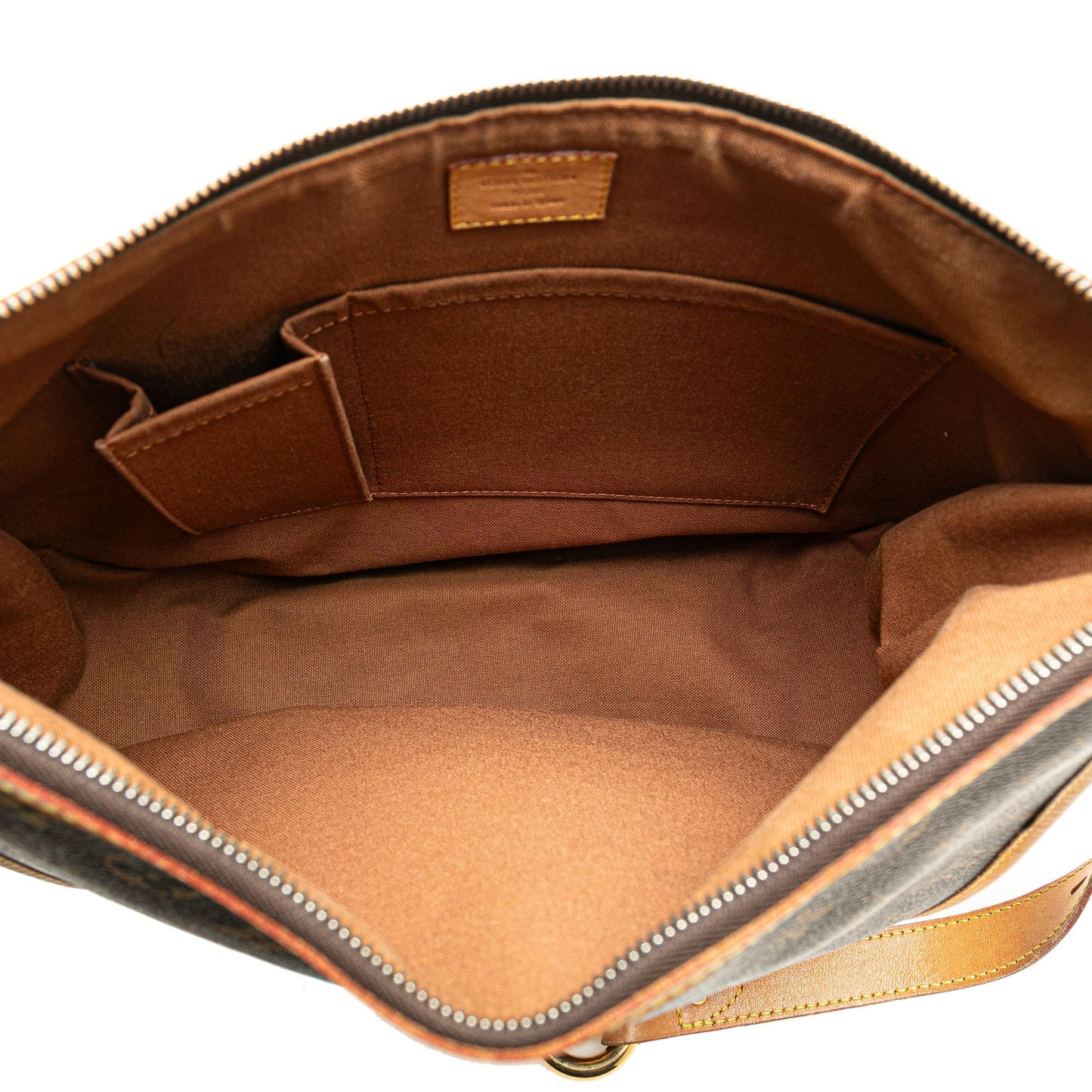 Louis Vuitton Monogram Tulum GM (SHG-bNGaSO)