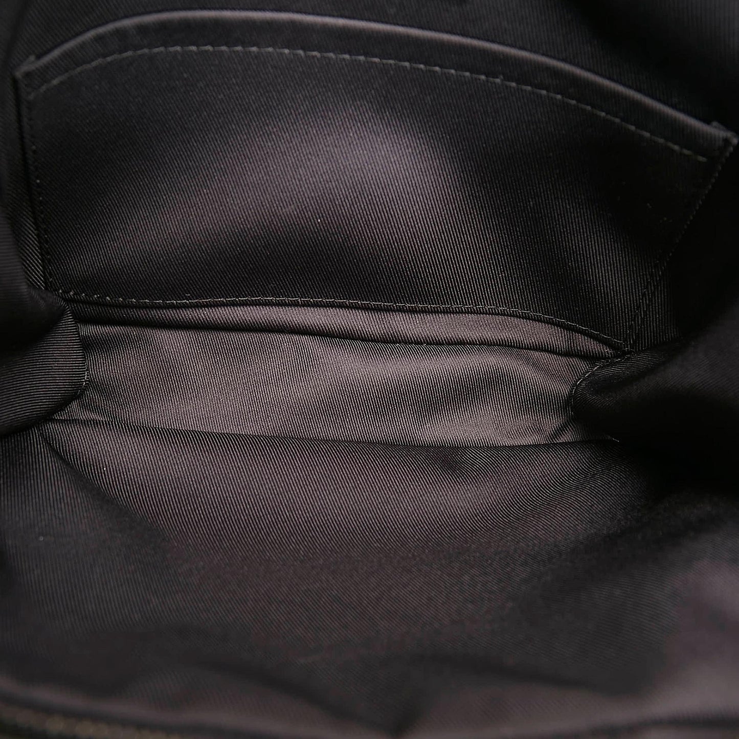 Louis Vuitton Monogram Utility Front (SHG-j9Ombh)