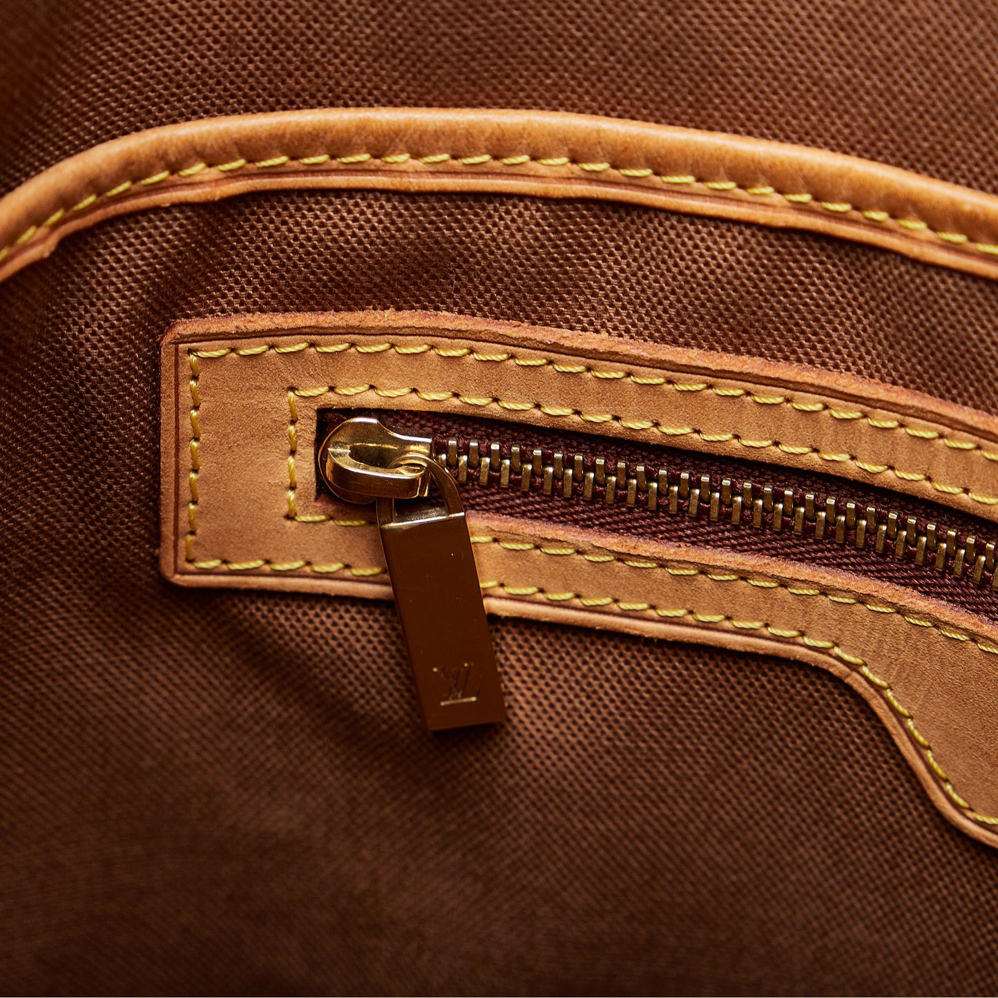 Louis Vuitton Monogram Vavin GM (SHG-Ps8Tta)
