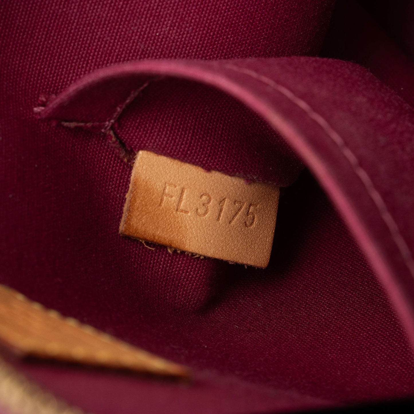 Louis Vuitton Monogram Vernis Alma BB Satchel (SHF-3pzOjE)