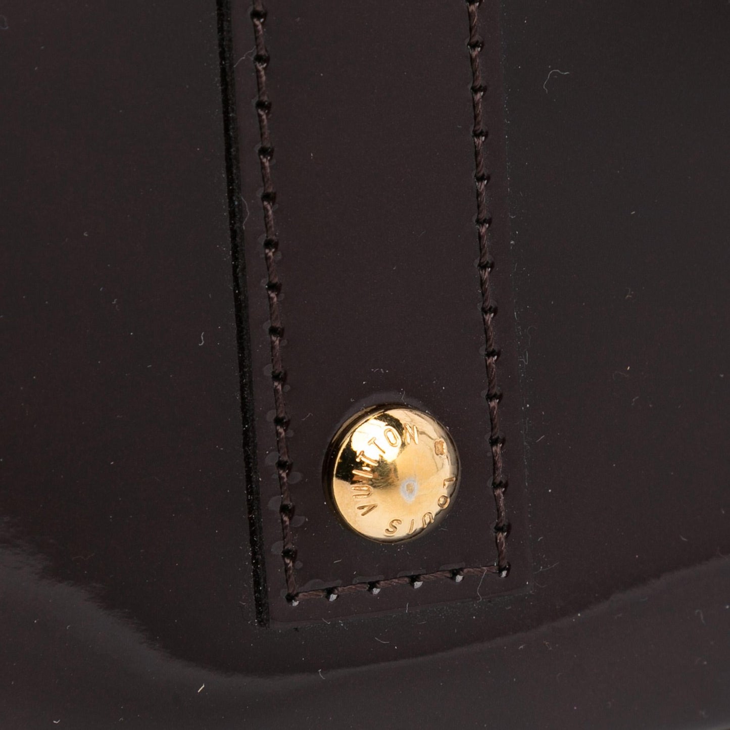 Louis Vuitton Monogram Vernis Alma BB (SHG-PvmuQo)