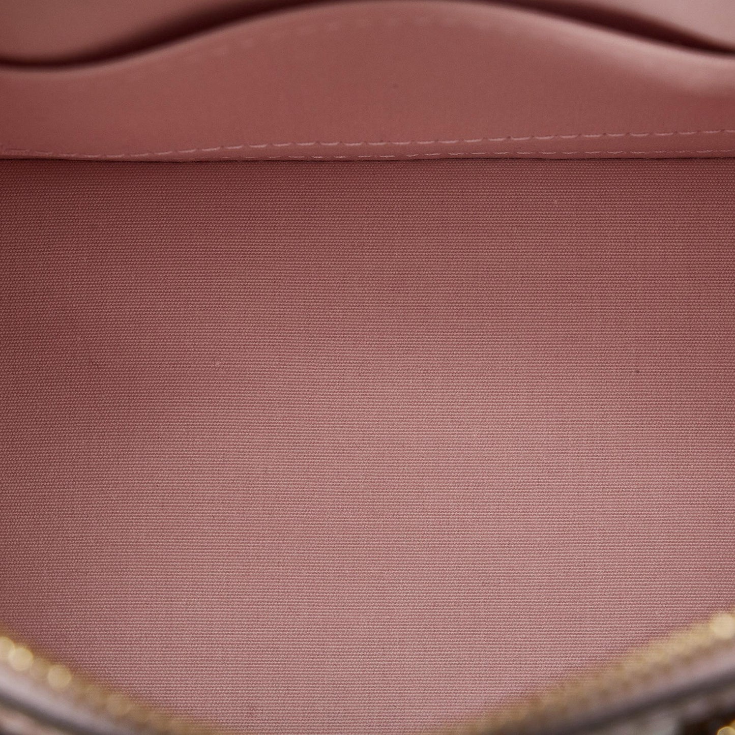 Louis Vuitton Monogram Vernis Alma BB (SHG-EaY81w)