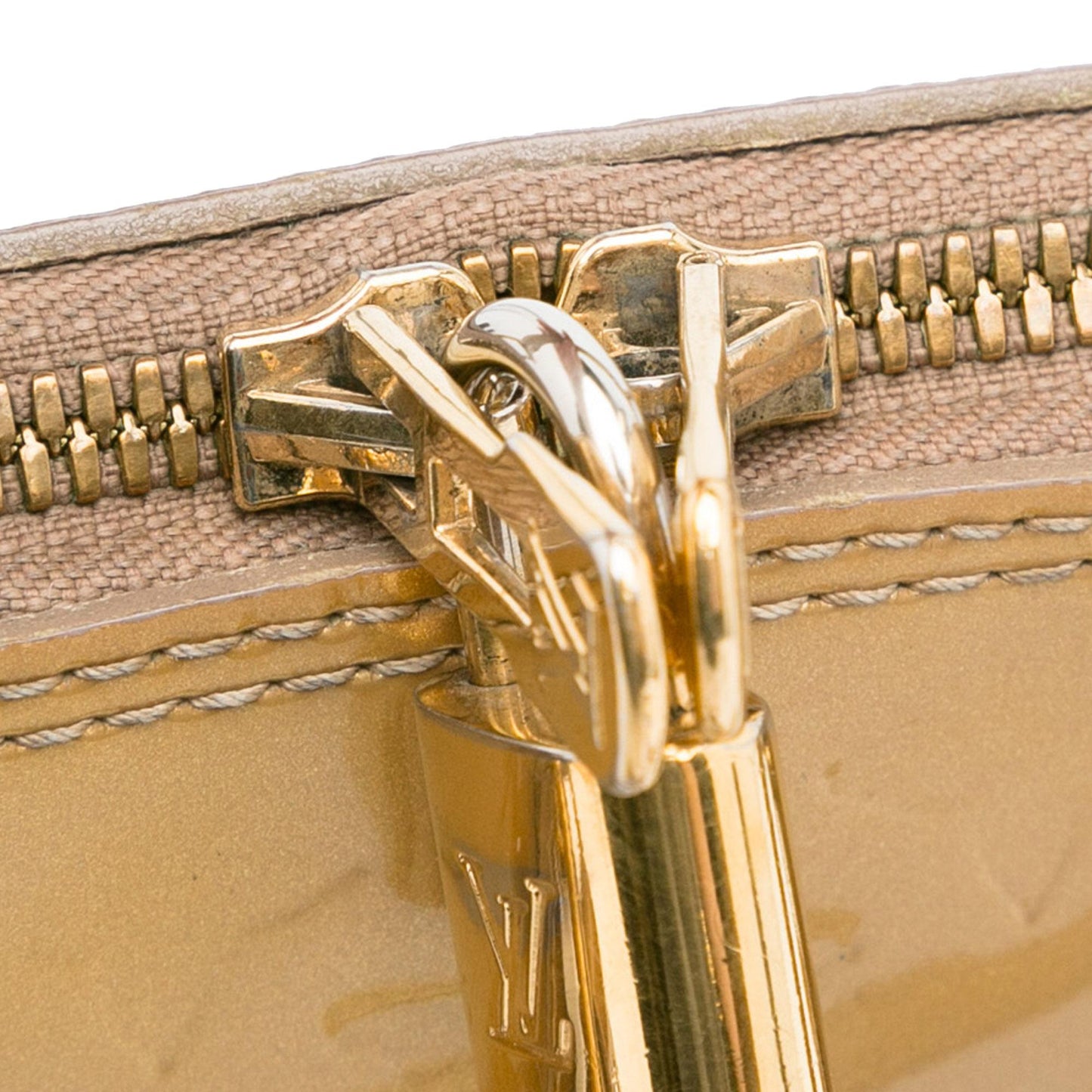 Louis Vuitton Monogram Vernis Alma BB (SHG-TvwZRB)