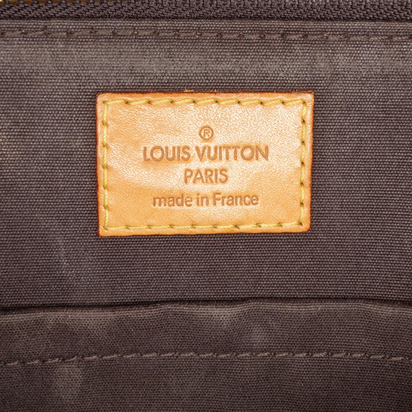 Louis Vuitton Monogram Vernis Alma BB (SHG-KbWr6B)