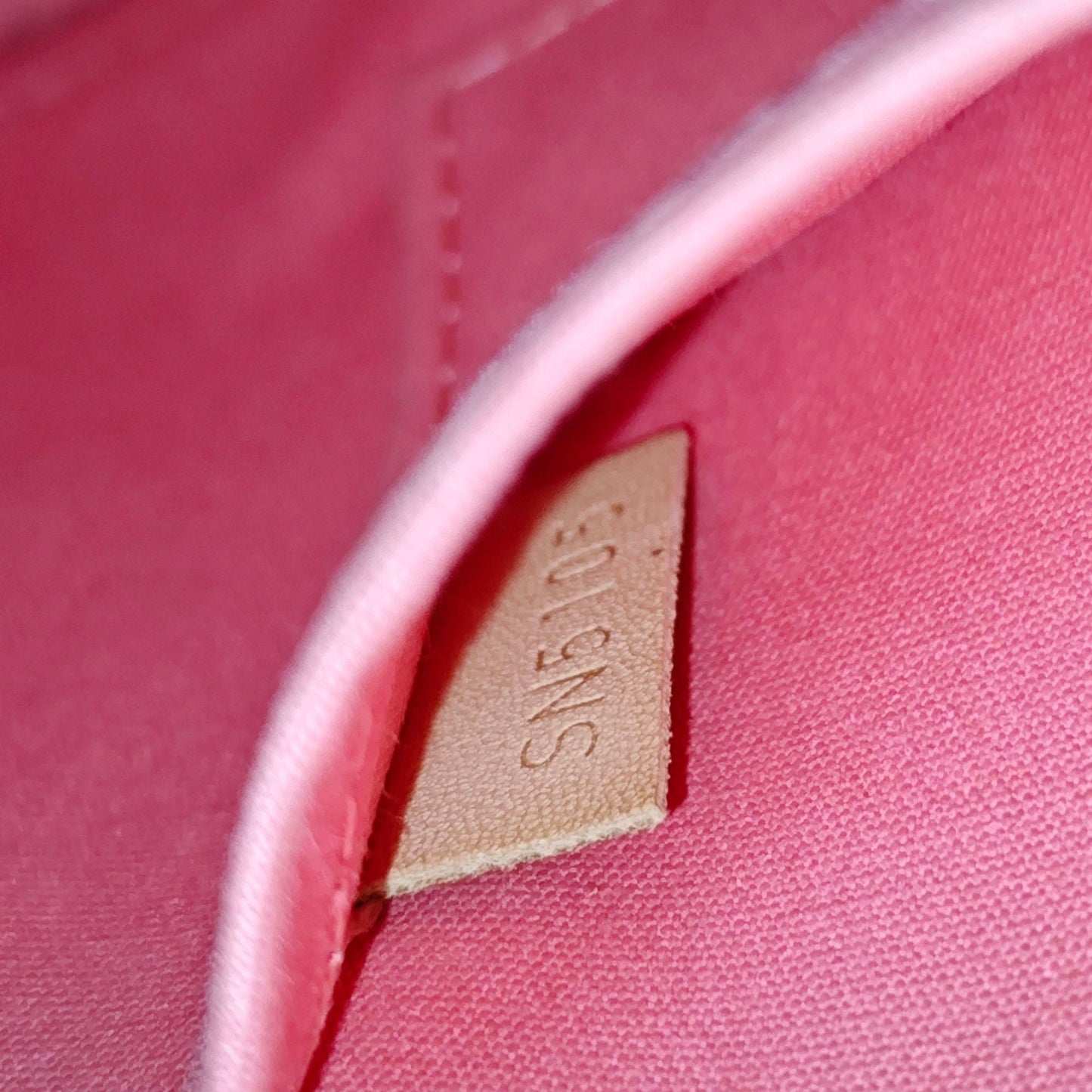 Louis Vuitton Monogram Vernis Alma BB