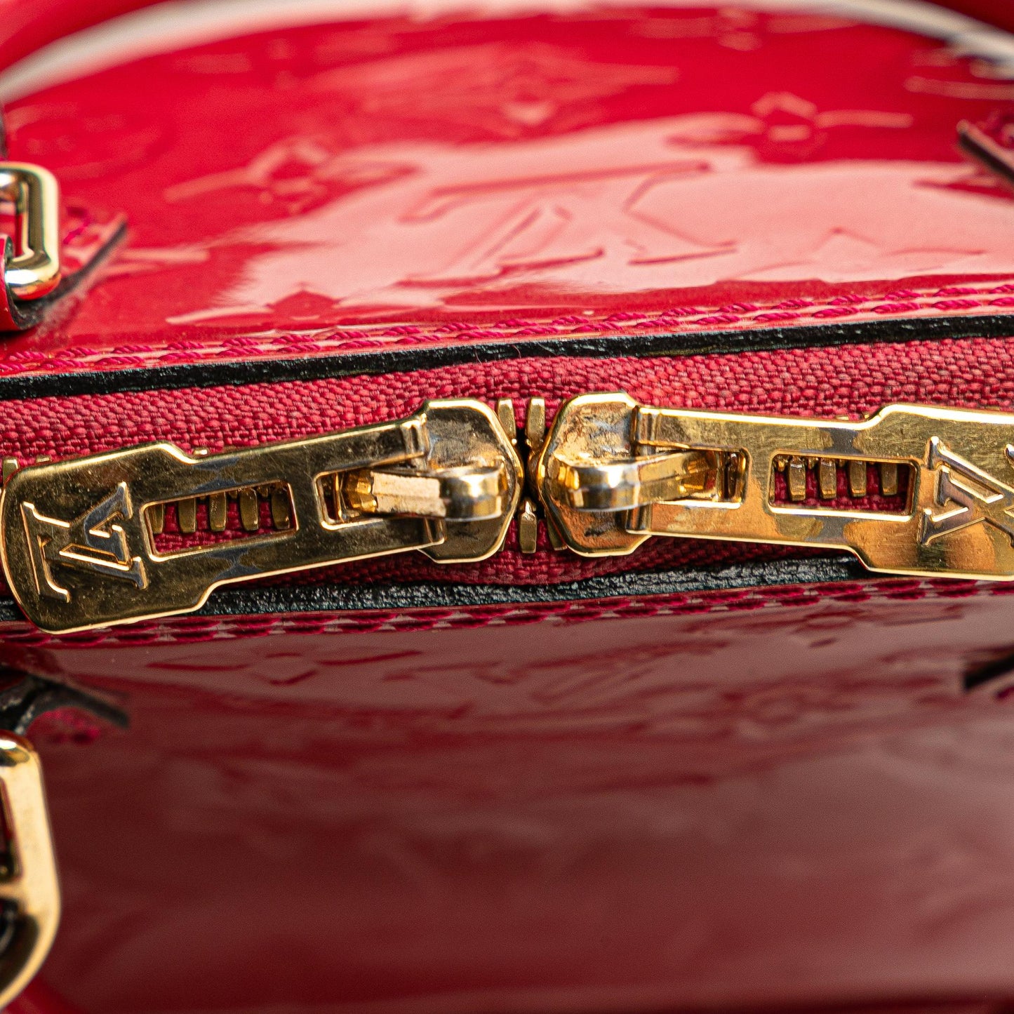 Louis Vuitton Monogram Vernis Alma BB