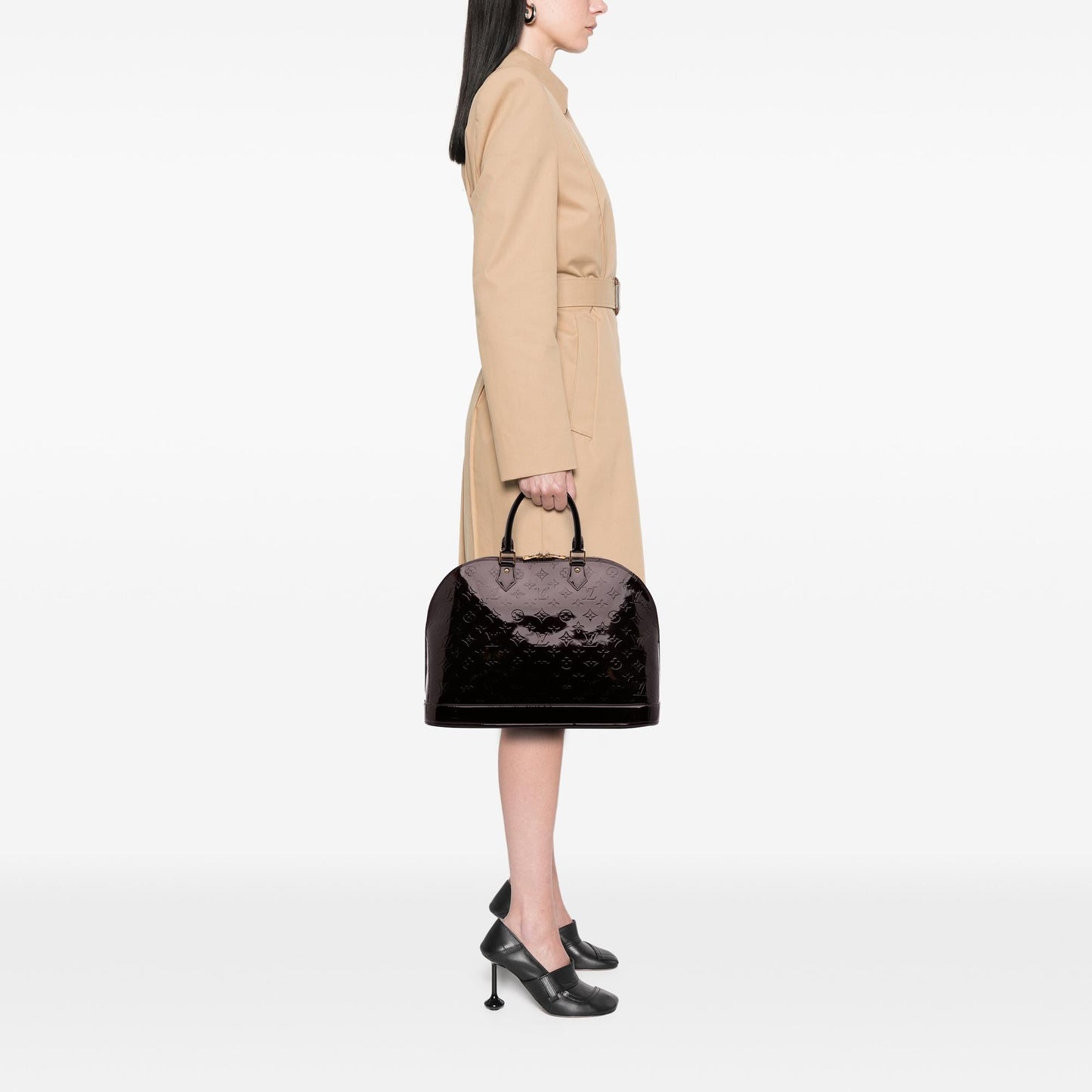 Louis Vuitton Monogram Vernis Alma GM