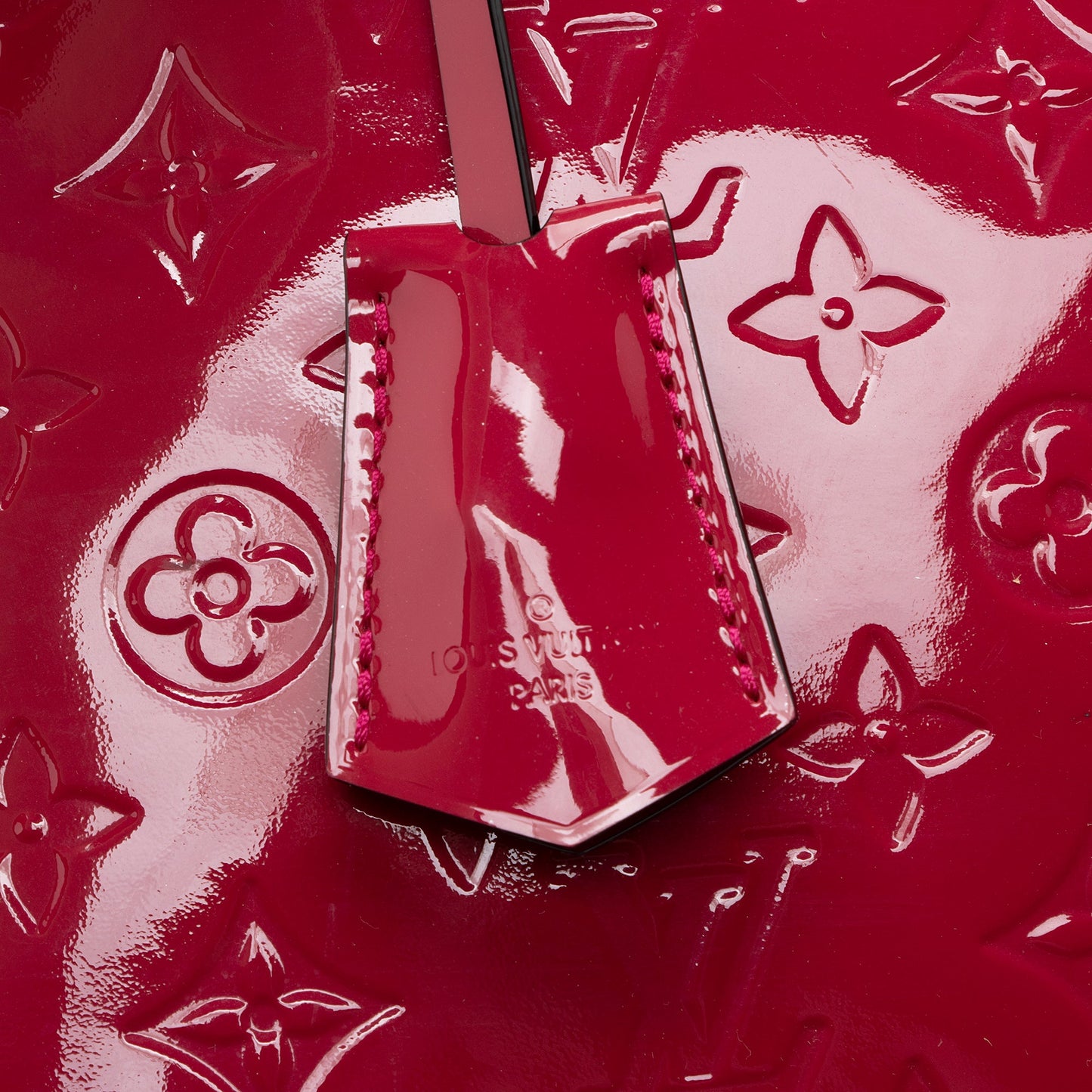 Louis Vuitton Monogram Vernis Alma MM Satchel (SHF-22630)