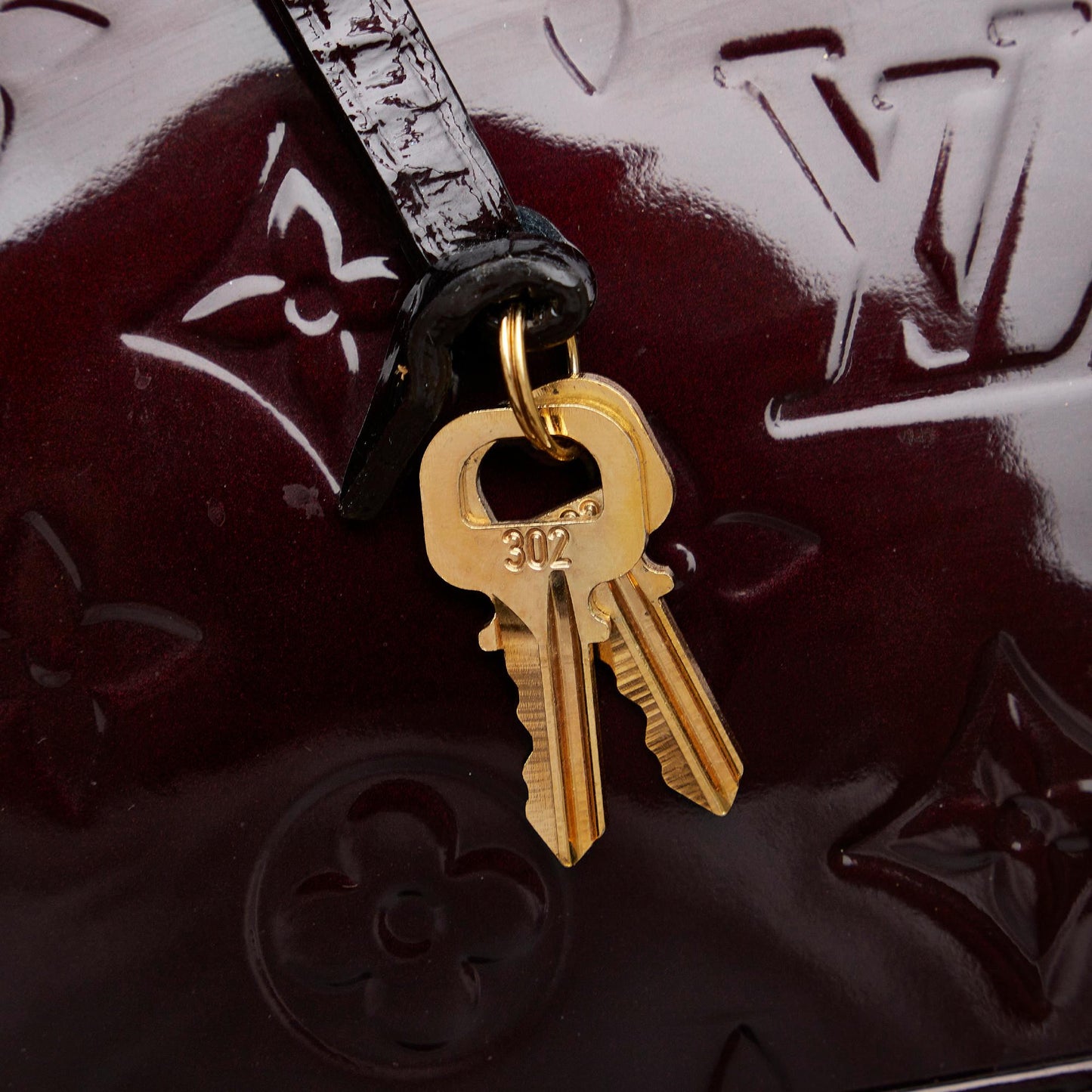 Louis Vuitton Monogram Vernis Alma PM (SHG-SkyOqF)