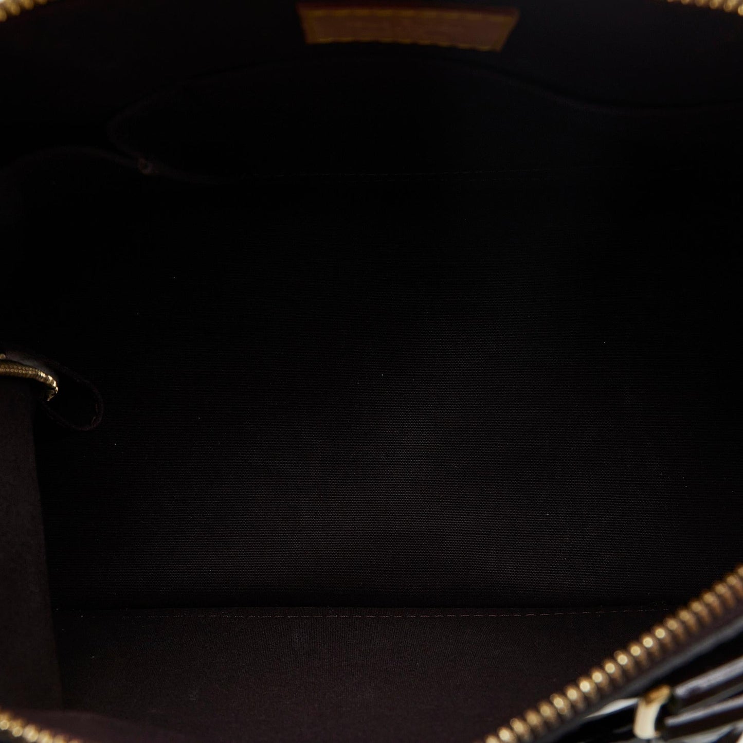 Louis Vuitton Monogram Vernis Alma PM (SHG-SkyOqF)
