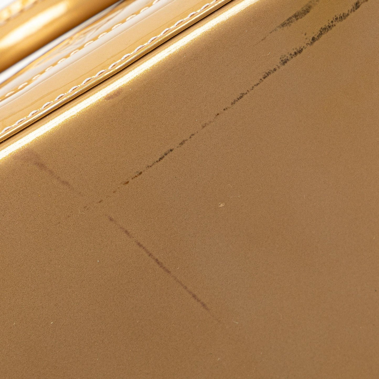 Louis Vuitton Monogram Vernis Alma PM (SHG-b4TwAV)