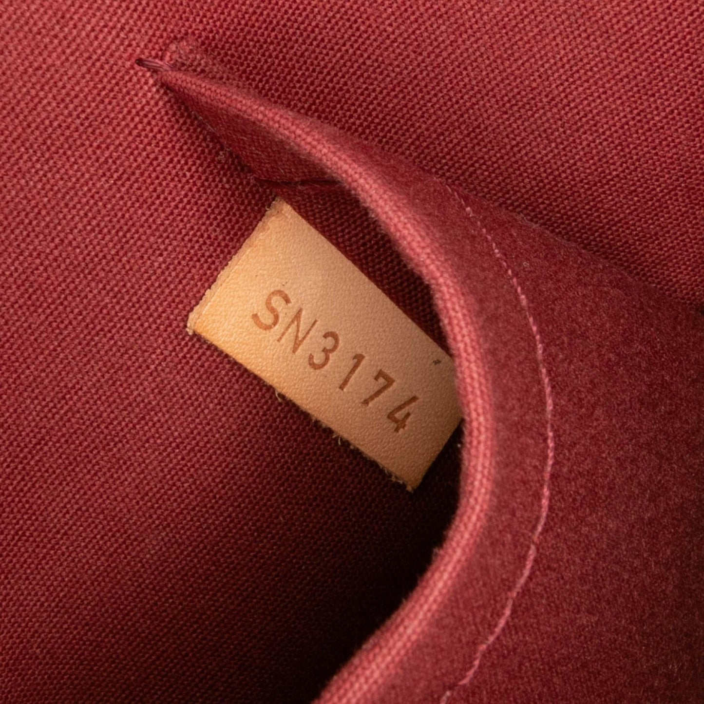 Louis Vuitton Monogram Vernis Alma PM