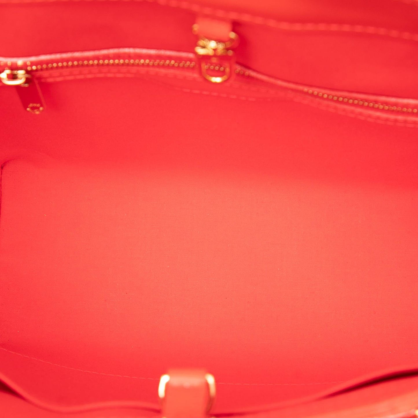 Louis Vuitton Monogram Vernis Avalon MM