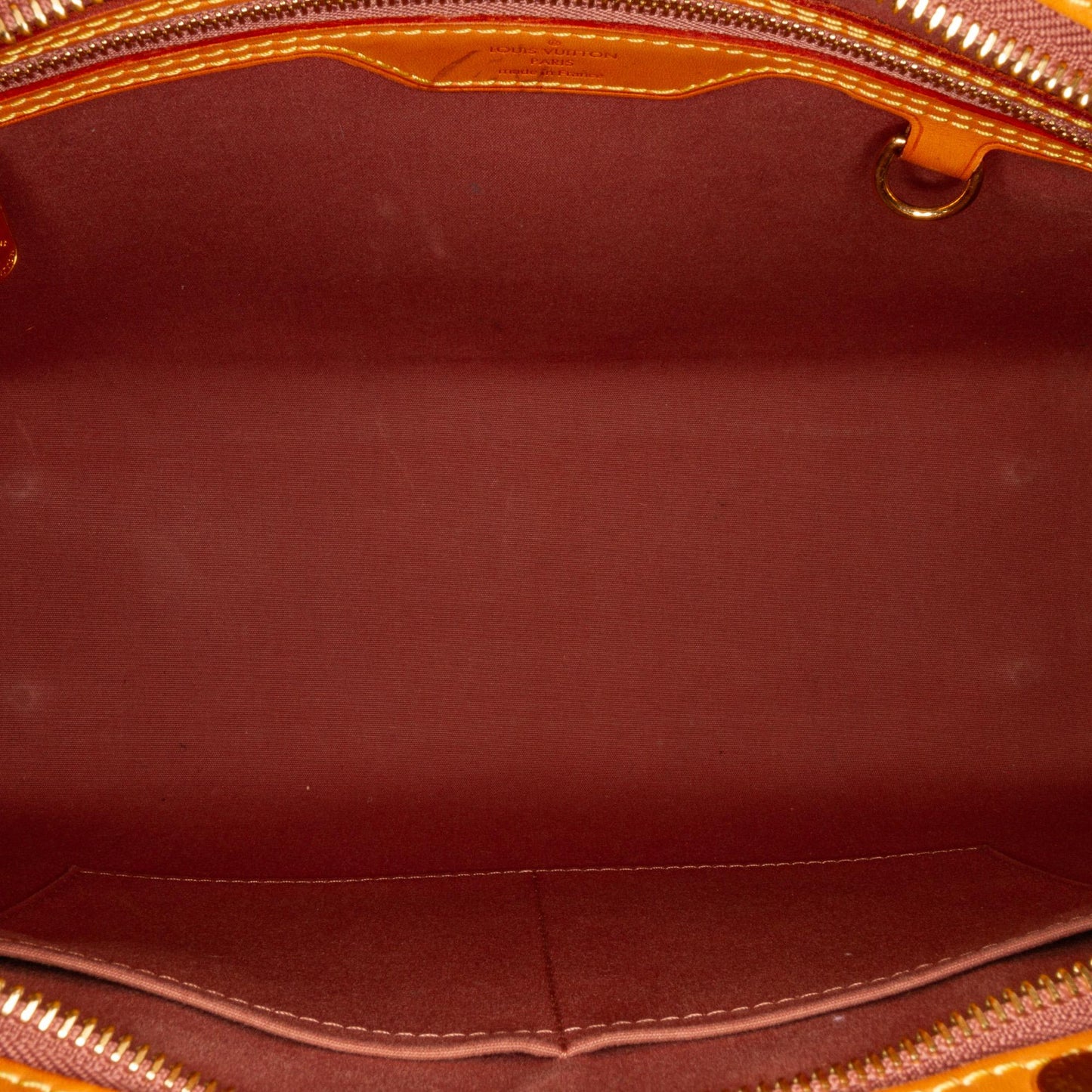 Louis Vuitton Monogram Vernis Brea MM (SHG-HJvMAH)
