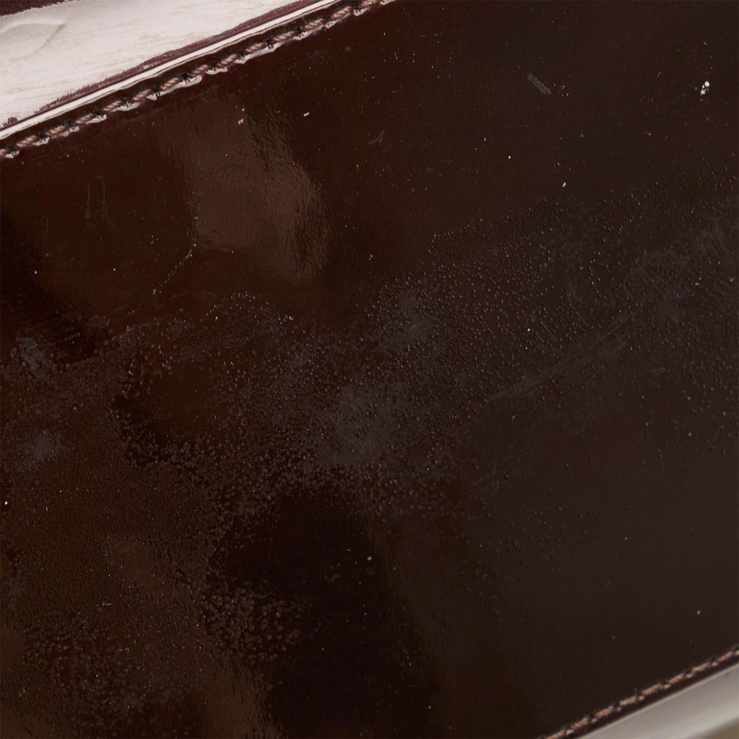 Louis Vuitton Monogram Vernis Brea MM (SHG-OqUUSZ)
