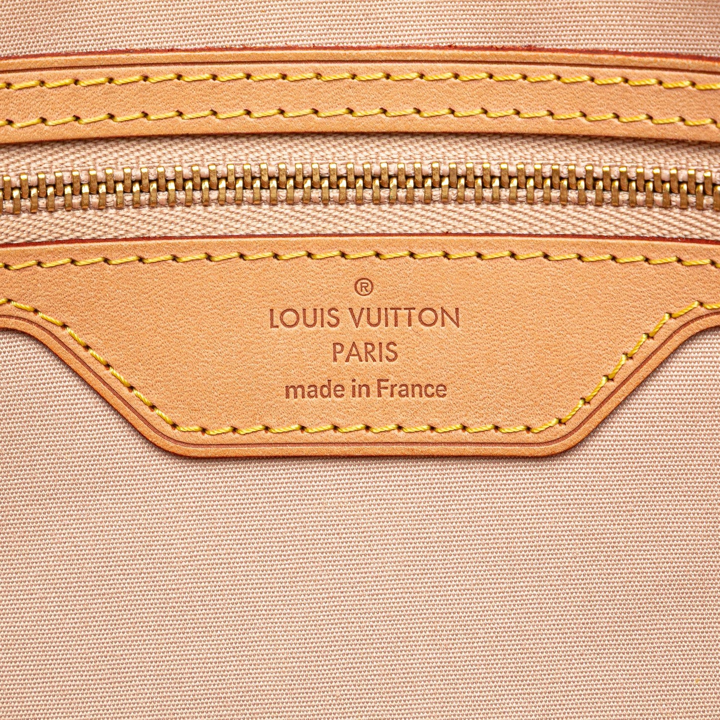 Louis Vuitton Monogram Vernis Brea MM