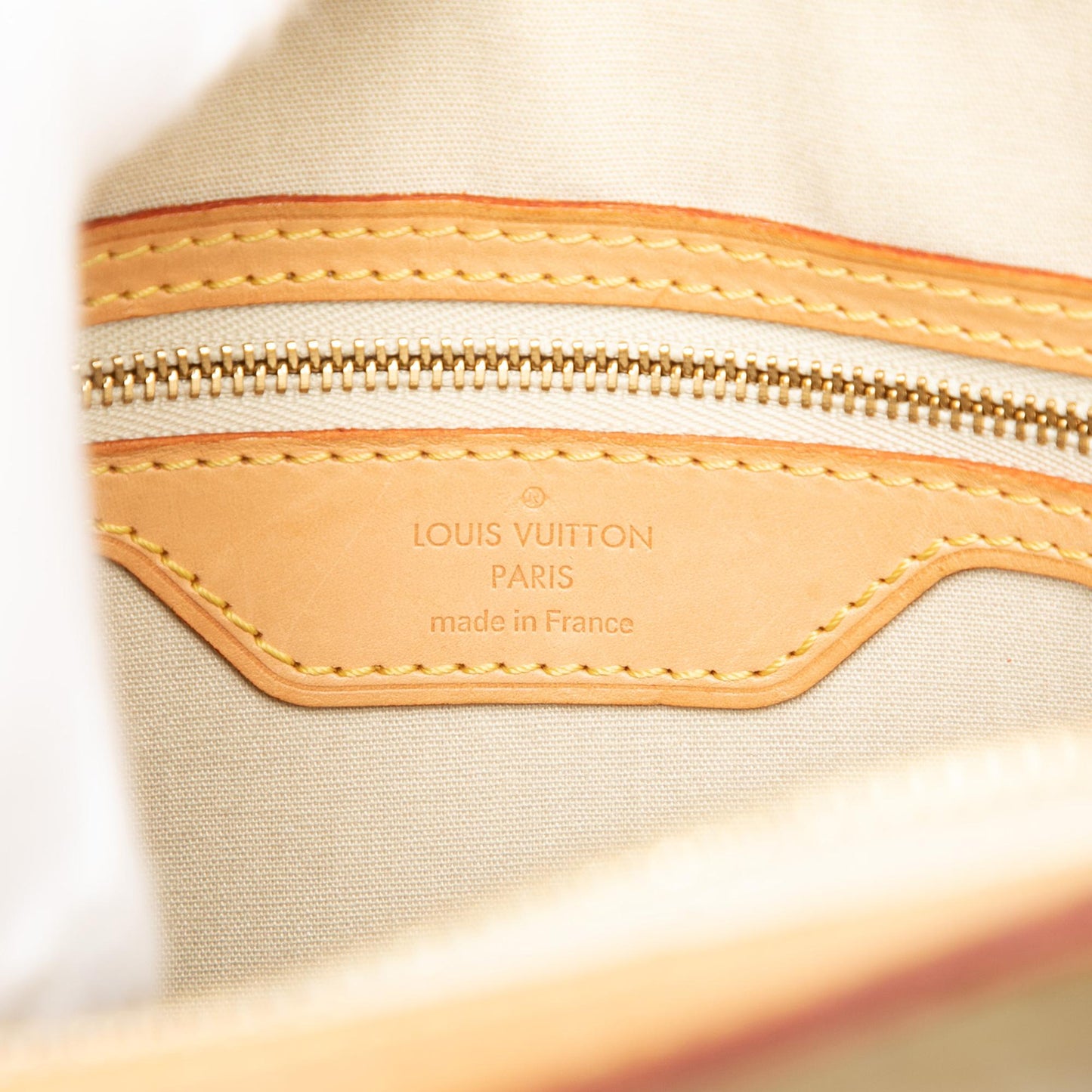 Louis Vuitton Monogram Vernis Brea MM