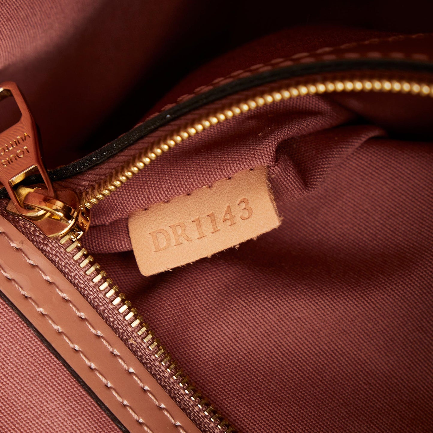 Louis Vuitton Monogram Vernis Catalina BB (SHG-CV24FN)