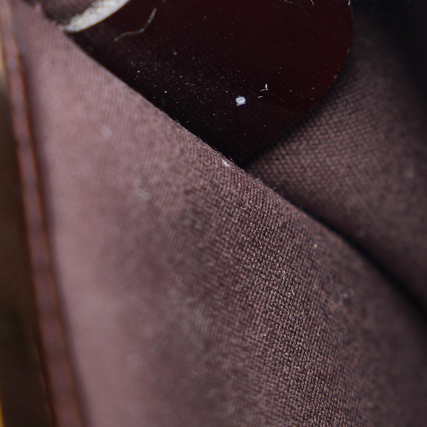 Louis Vuitton Monogram Vernis Deesse GM (SHG-Q8Q5nl)