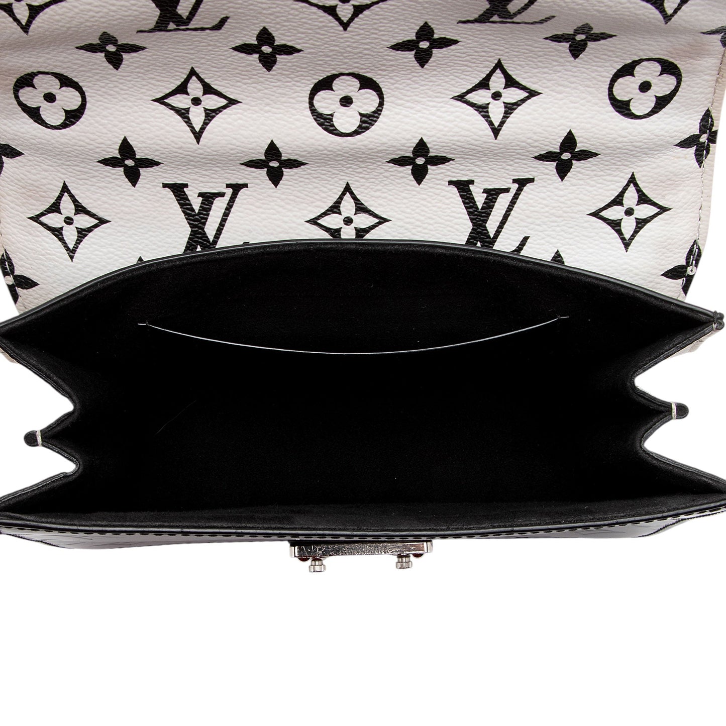 Louis Vuitton Monogram Vernis LV Wynwood Shoulder Bag (SHF-7bBUZJ)