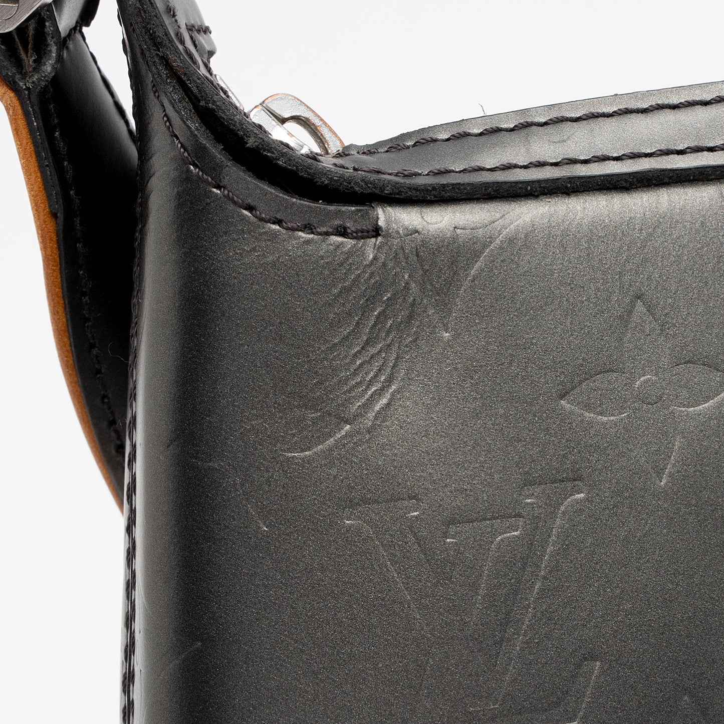 Louis Vuitton Monogram Vernis Mat Sutter Shoulder Bag (SHF-I1ZVht)