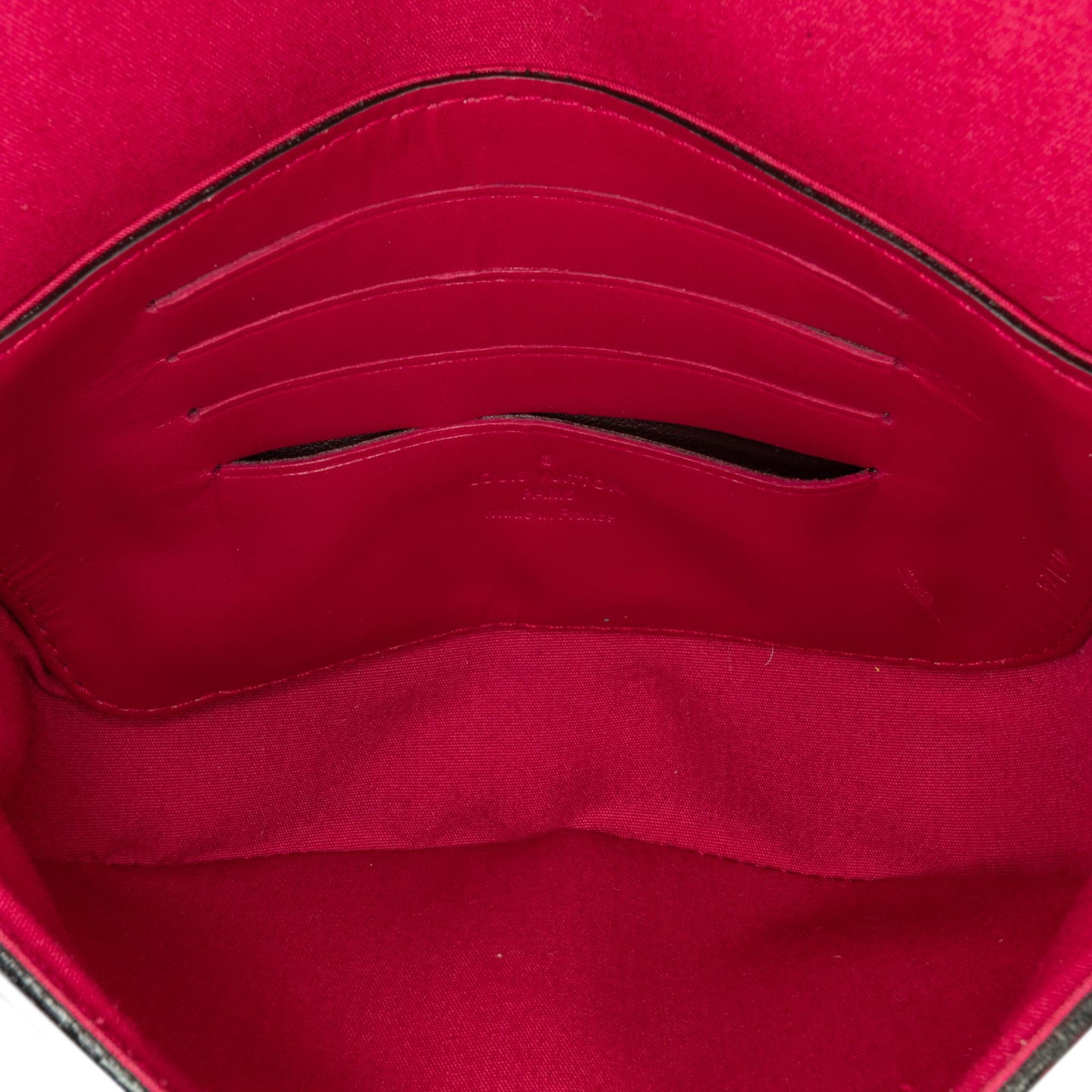 Louis Vuitton Monogram Vernis Mini Sac Lucie (SHG-iSbezC)