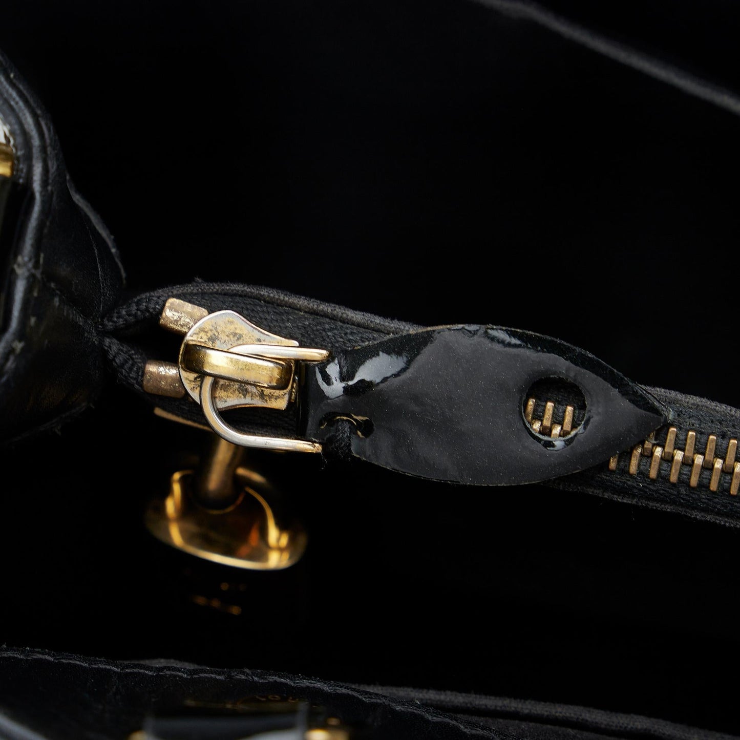 Louis Vuitton Monogram Vernis Montaigne BB (SHG-UBbqew)