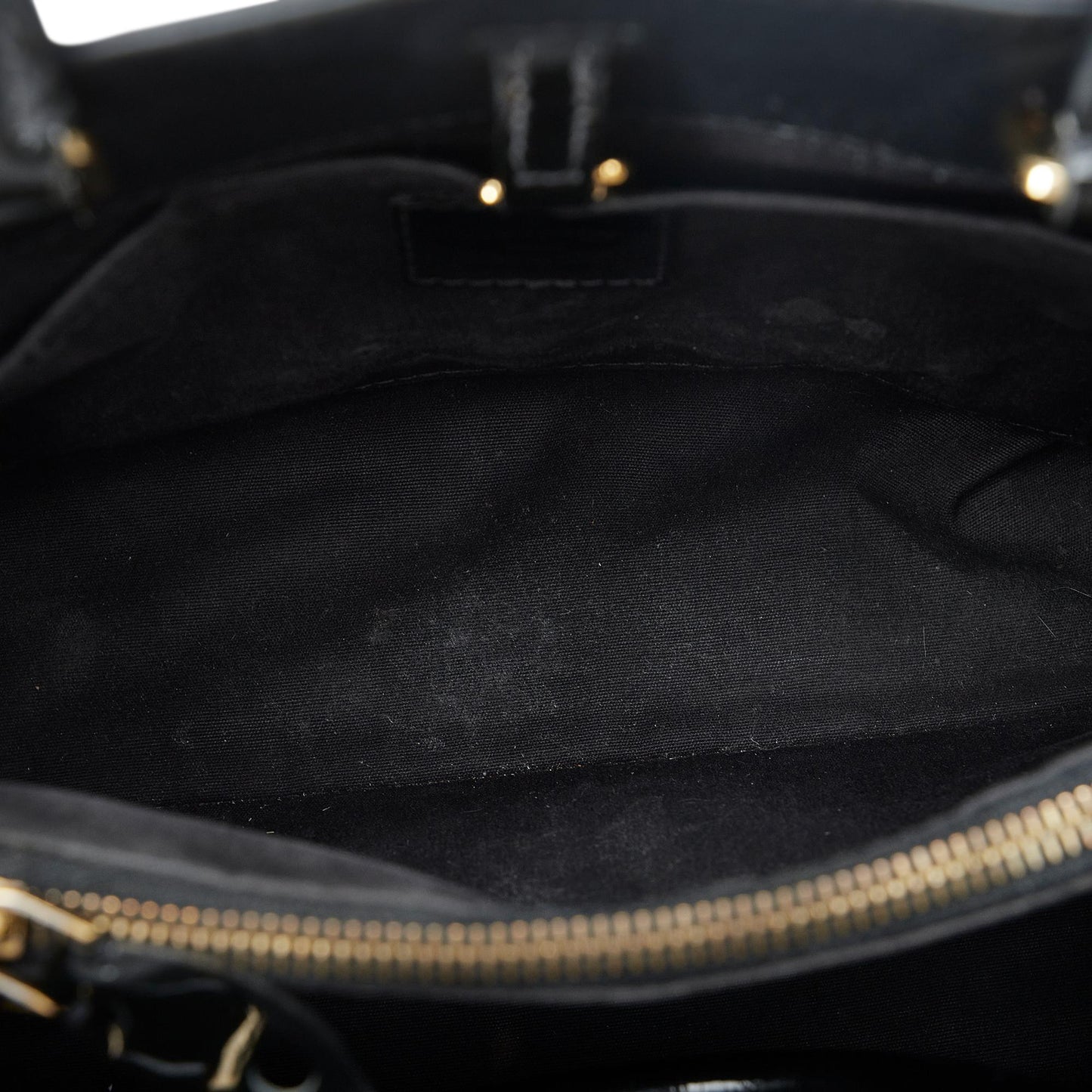 Louis Vuitton Monogram Vernis Montaigne BB (SHG-UBbqew)