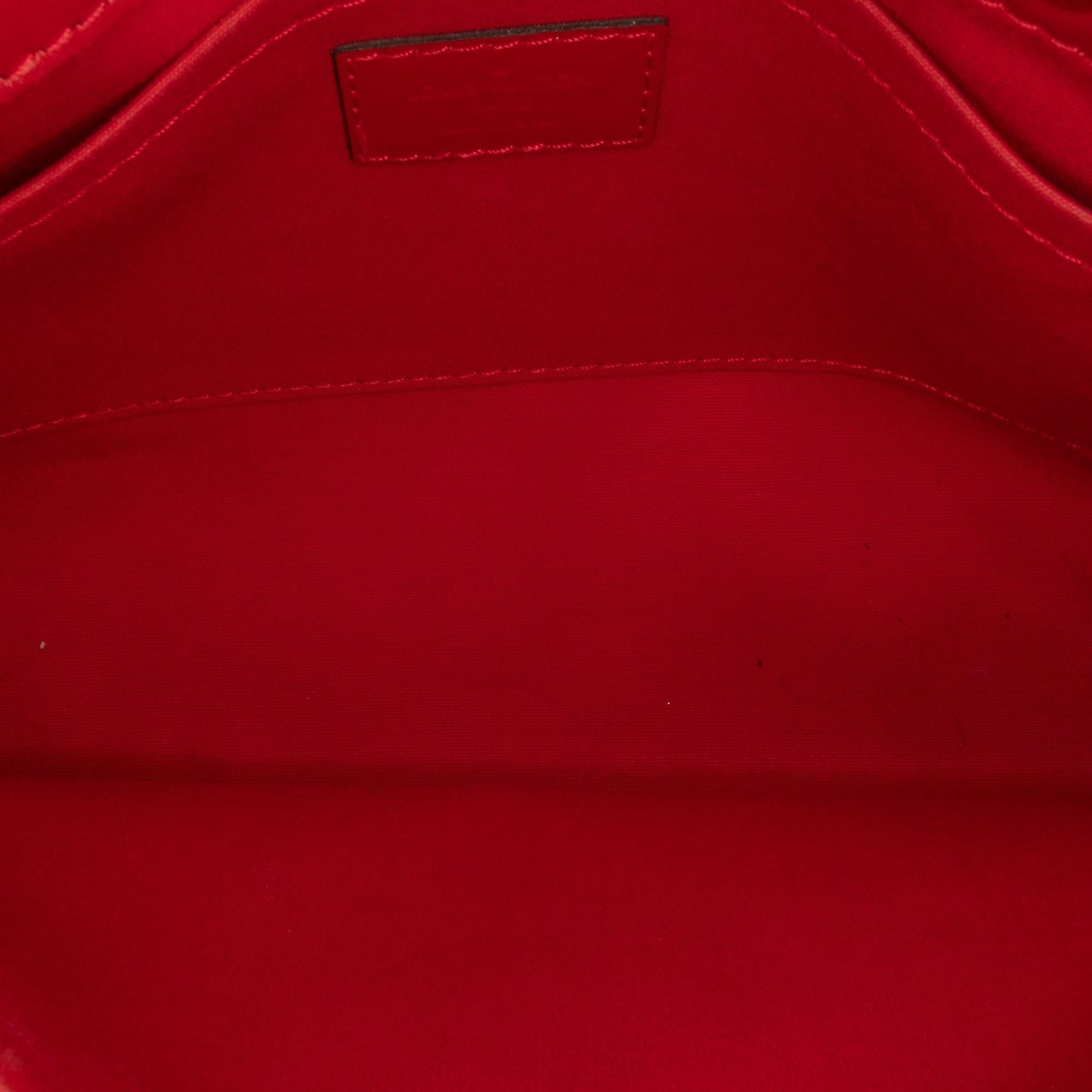 Louis Vuitton Monogram Vernis Montaigne BB (SHG-cjb090)
