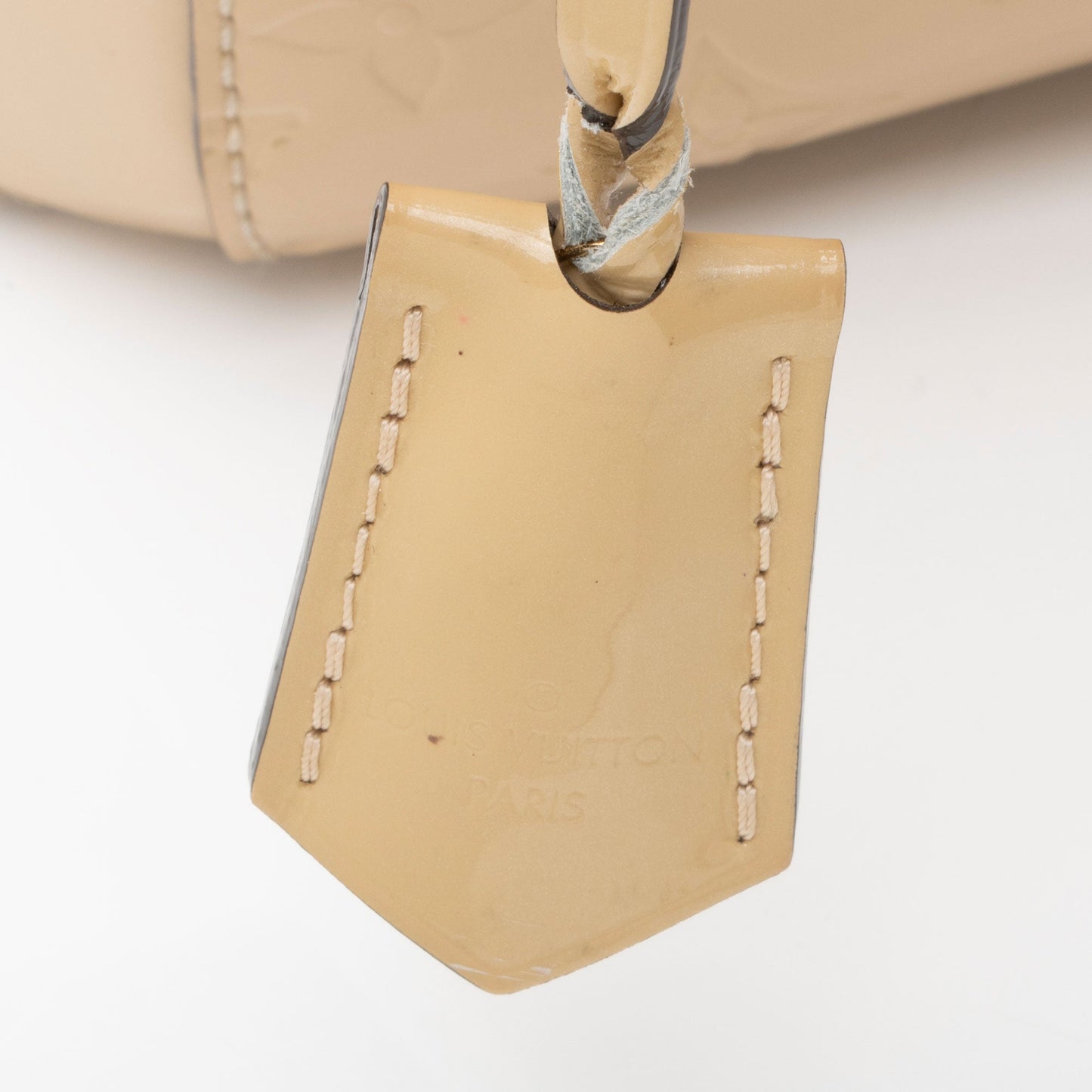 Louis Vuitton Monogram Vernis Montaigne MM Satchel (SHF-wDwnK6)