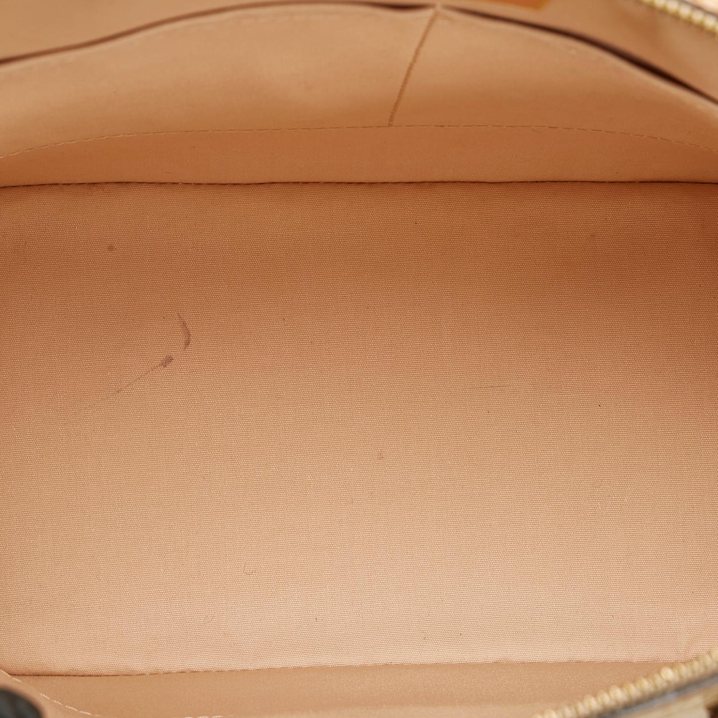 Louis Vuitton Monogram Vernis Montebello MM (SHG-GKFV7k)