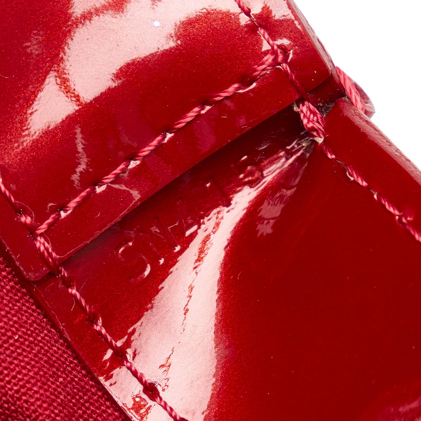 Louis Vuitton Monogram Vernis Rayures Wilshire PM (SHG-i6xtFa)