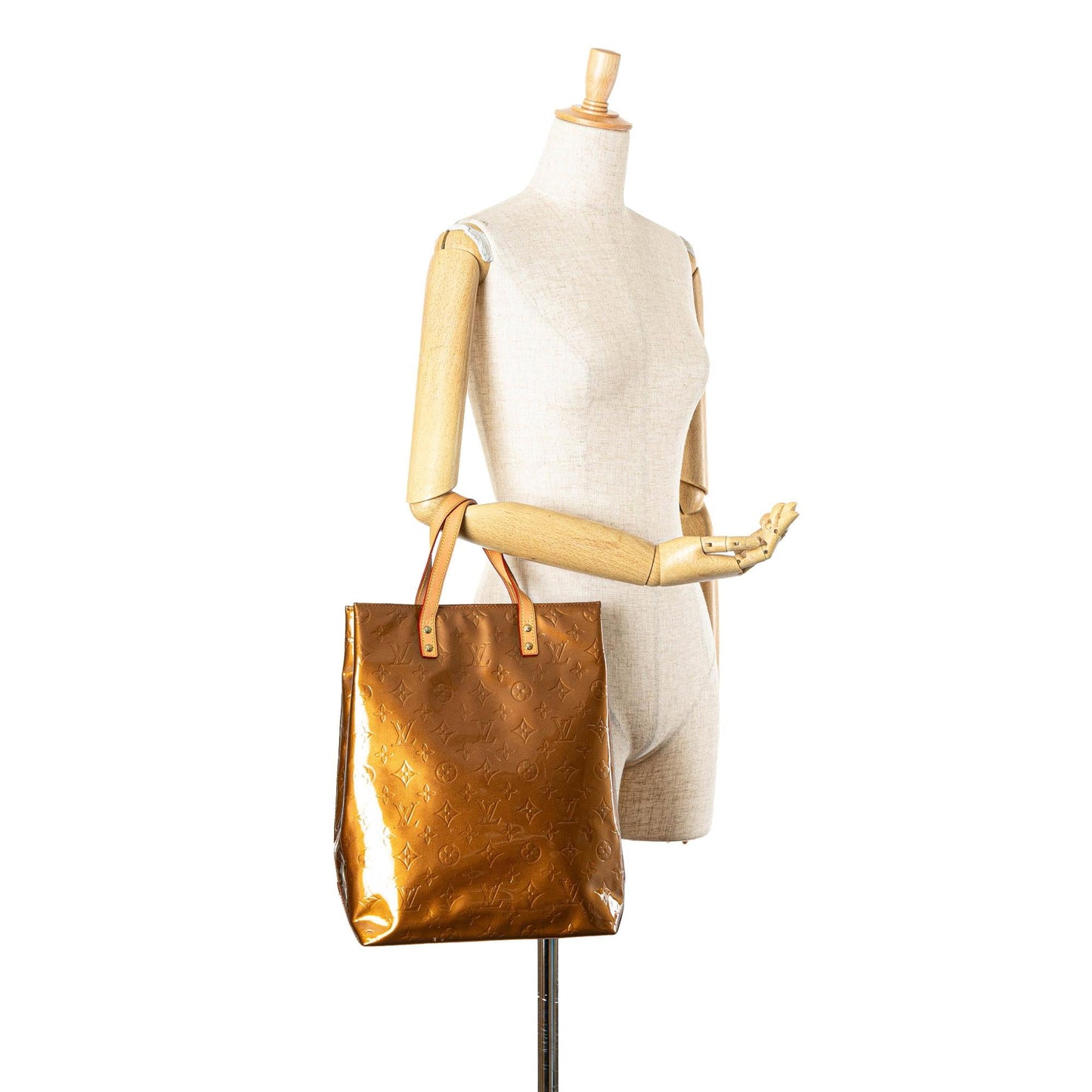 Louis Vuitton Monogram Vernis Reade MM