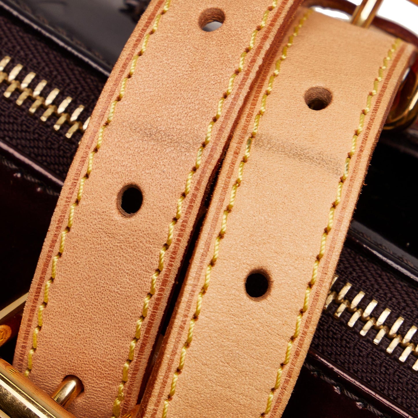 Louis Vuitton Monogram Vernis Rosewood Avenue (SHG-p9iHbF)