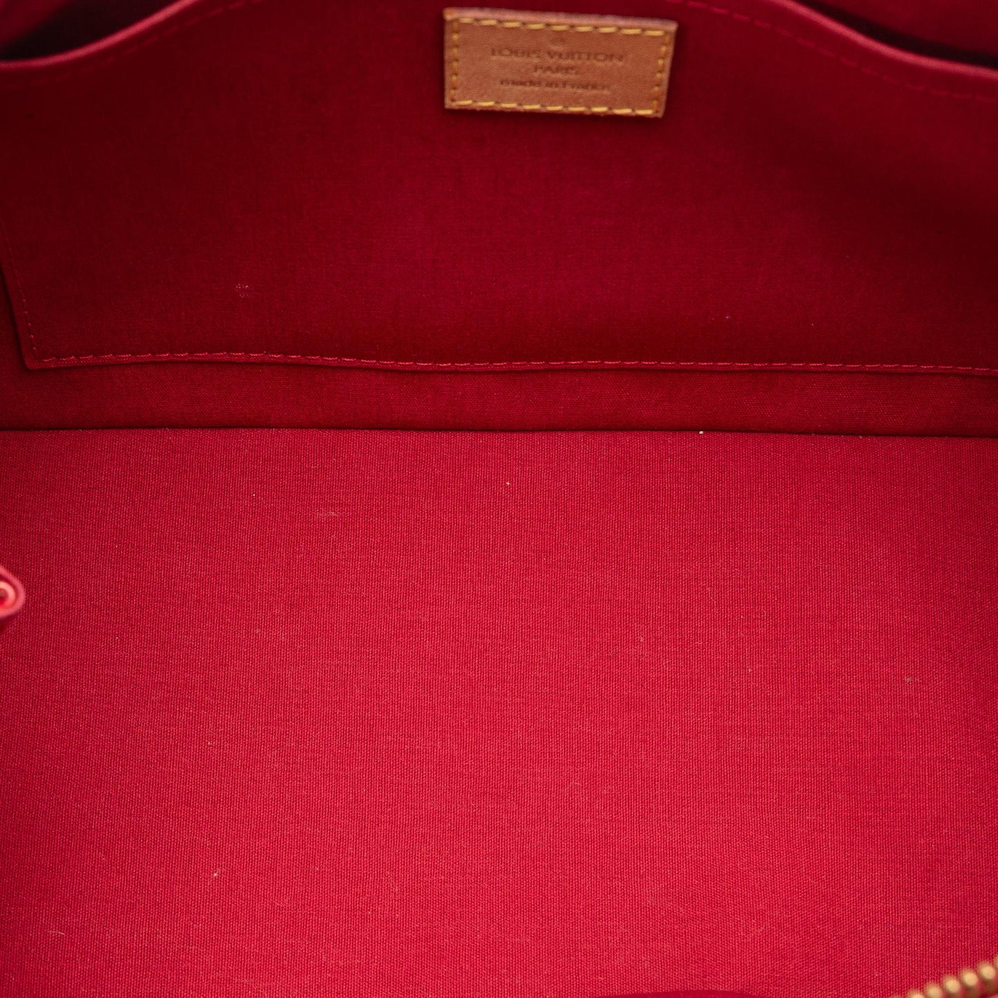 Louis Vuitton Monogram Vernis Rosewood Avenue (SHG-MxfMmi)