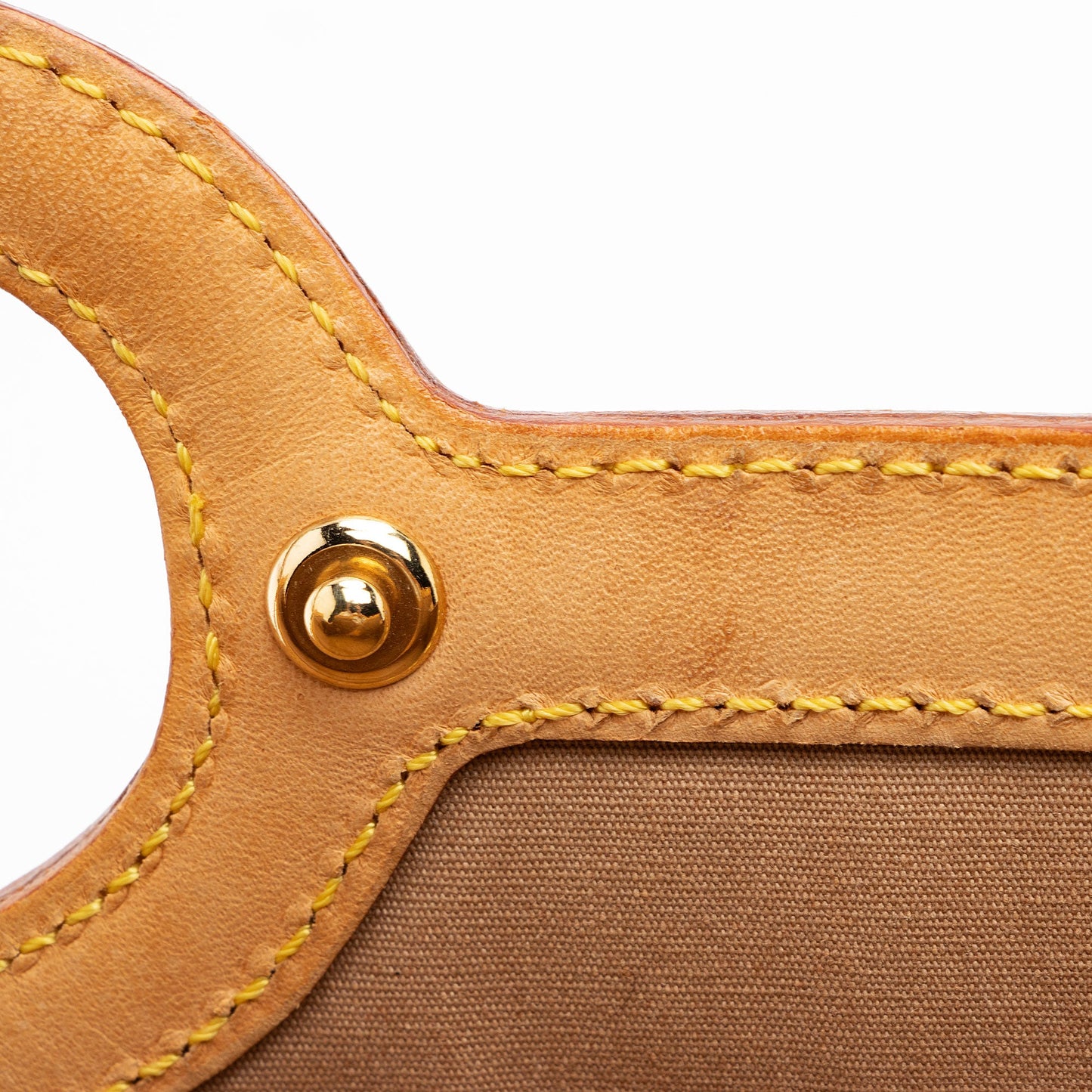 Louis Vuitton Monogram Vernis Roxbury Drive Clutch (SHF-HjMdyt)