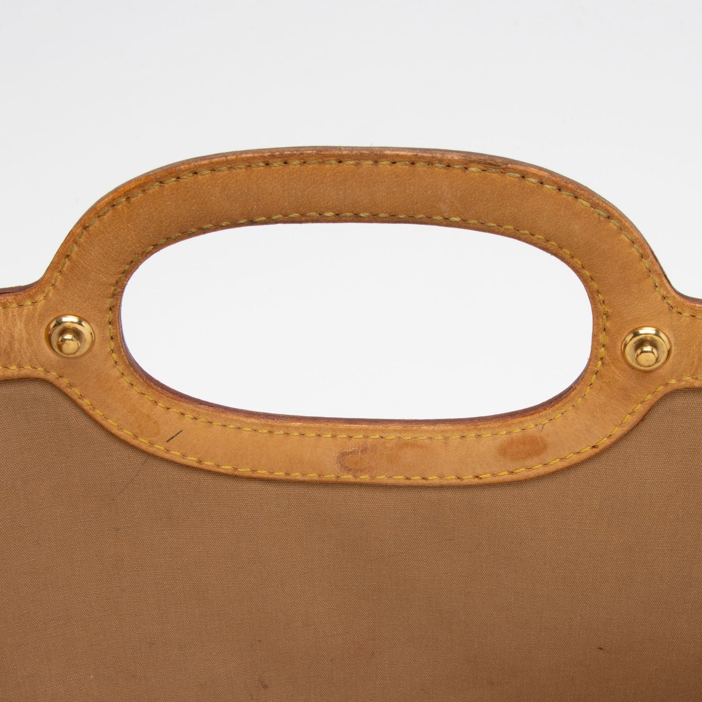 Louis Vuitton Monogram Vernis Roxbury Drive Clutch (SHF-KaFdPJ)
