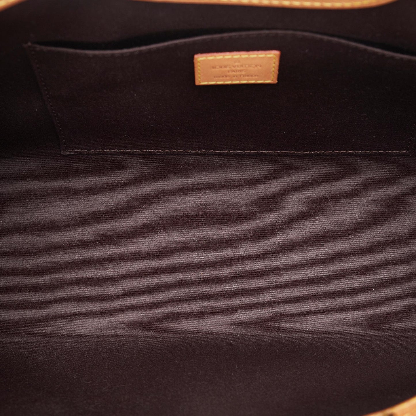 Louis Vuitton Monogram Vernis Roxbury Drive (SHG-W3D9Oh)