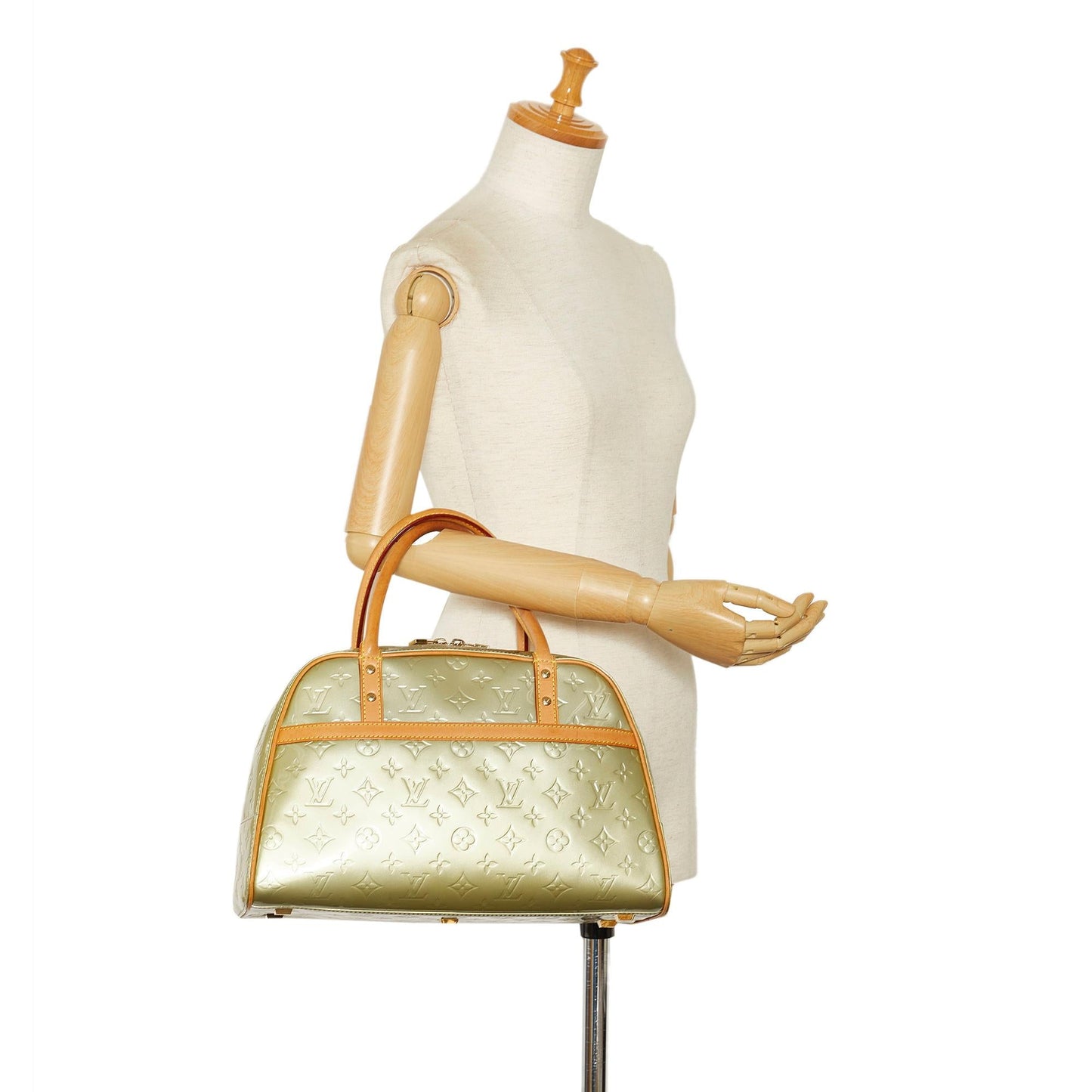 Louis Vuitton Monogram Vernis Tompkins Square (SHG-bzKBxQ)