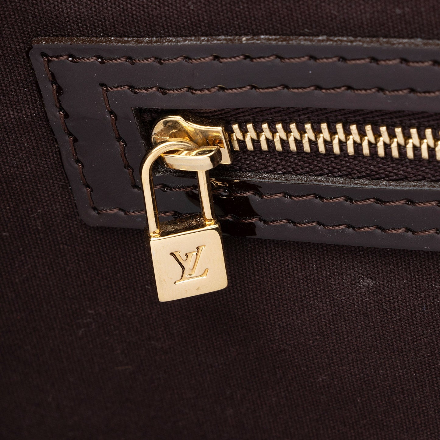 Louis Vuitton Monogram Vernis Wilshire GM Tote (SHF-CUjAND)