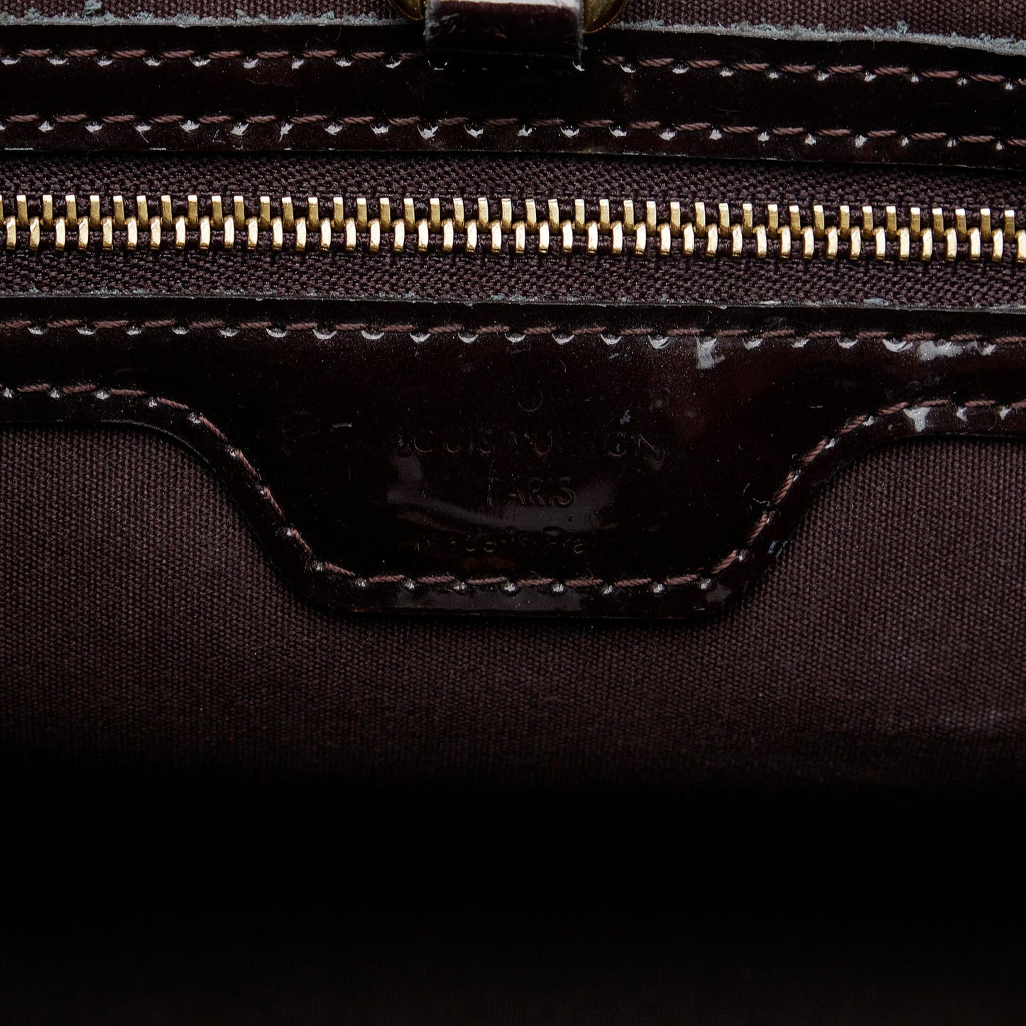 Louis Vuitton Monogram Vernis Wilshire PM (SHG-BeAyMF)