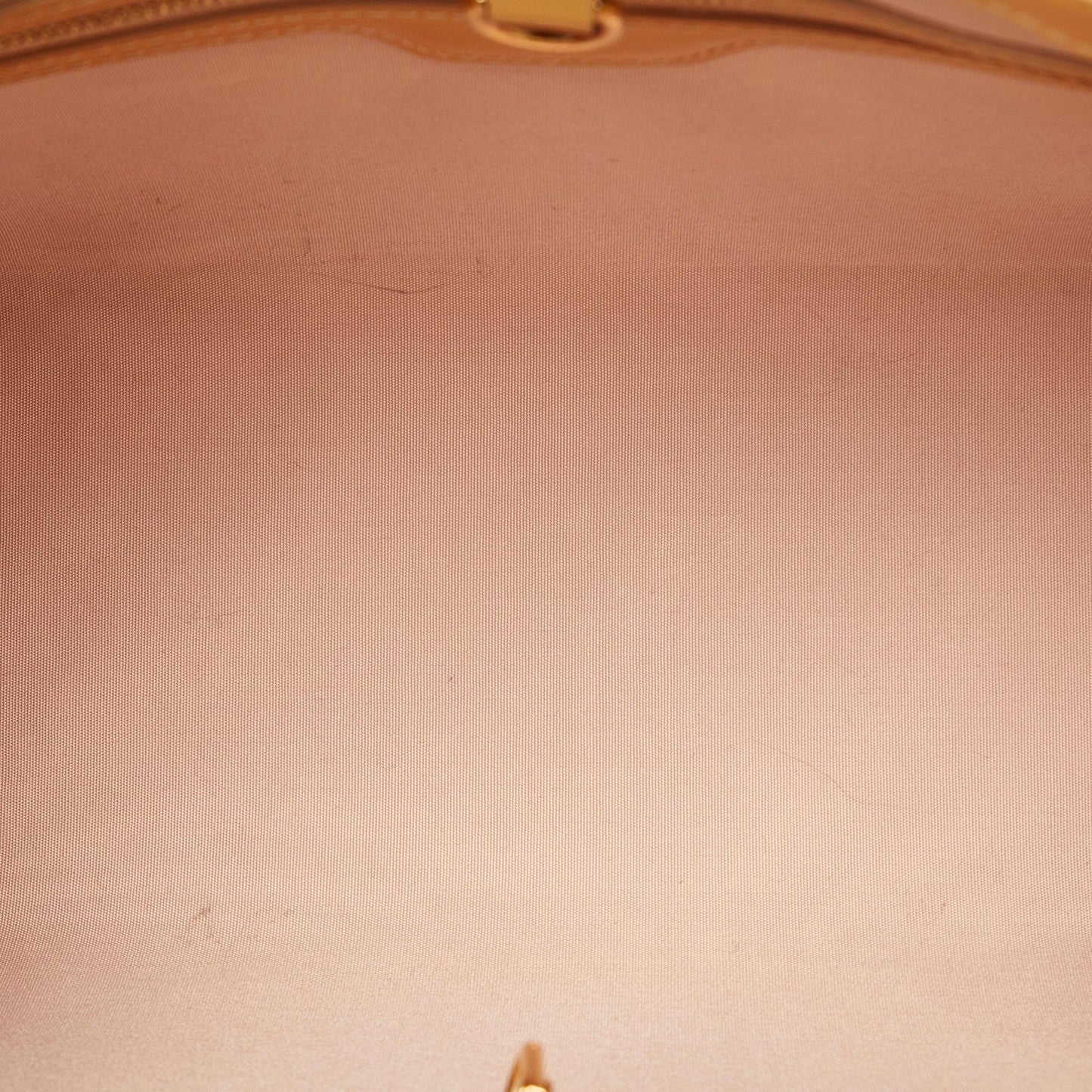 Louis Vuitton Monogram Vernis Wilshire PM (SHG-CTJjqY)