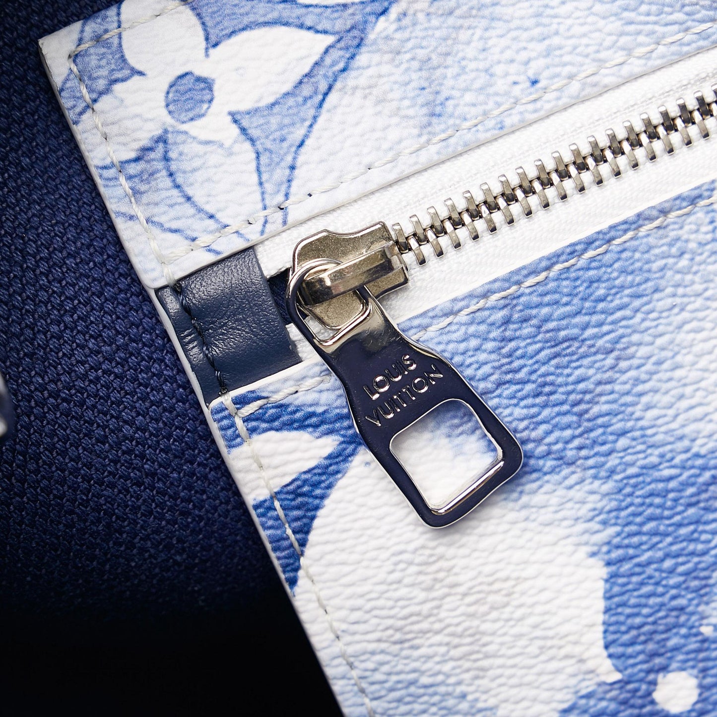 Louis Vuitton Monogram Watercolor New Tote GM (SHG-CyUFl1)